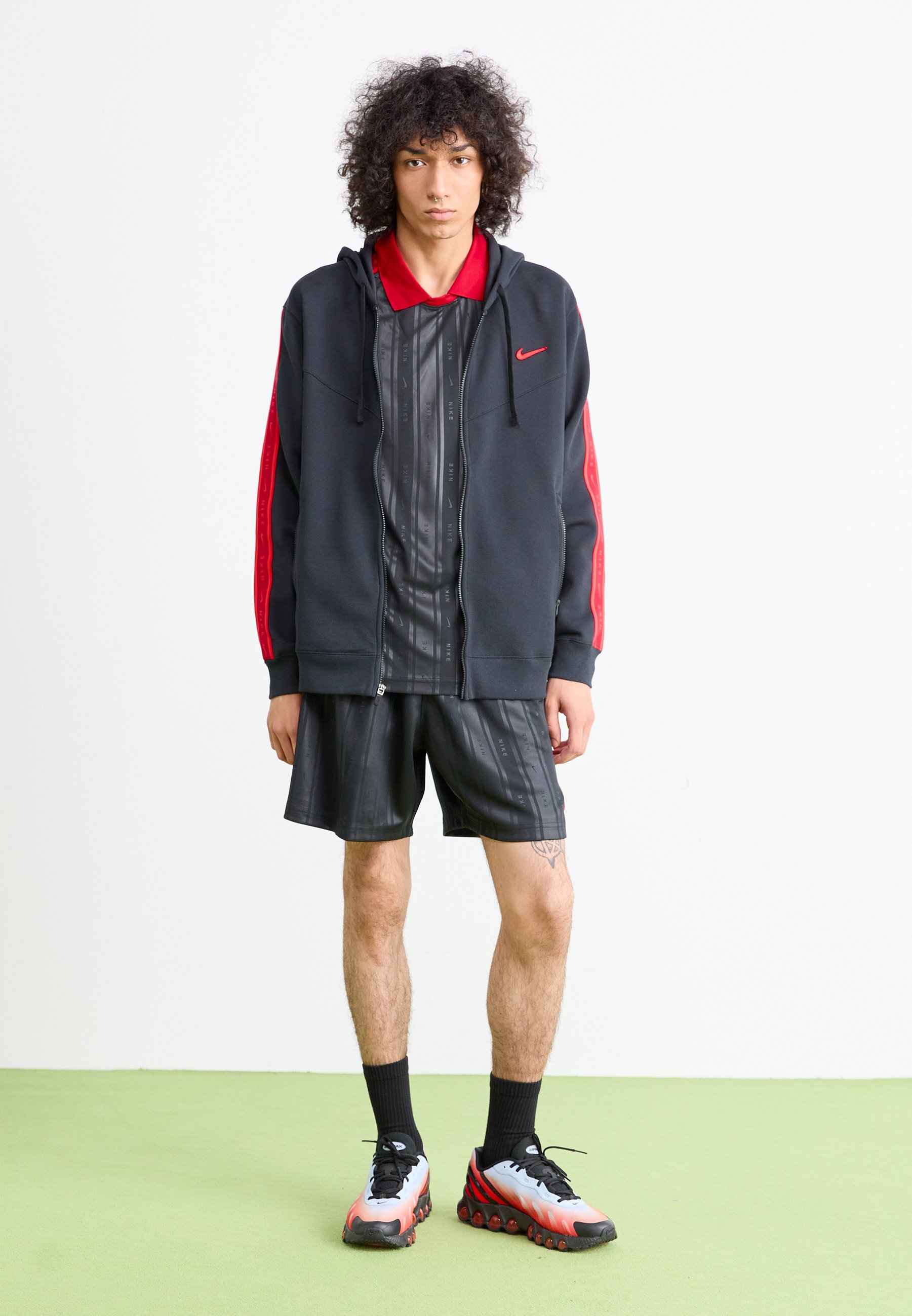Sweat à capuche zippé Nike Sportswear - noir/rouge clair