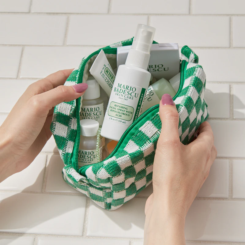 Spray facial reparador com ácido hipocloroso da Mario Badescu