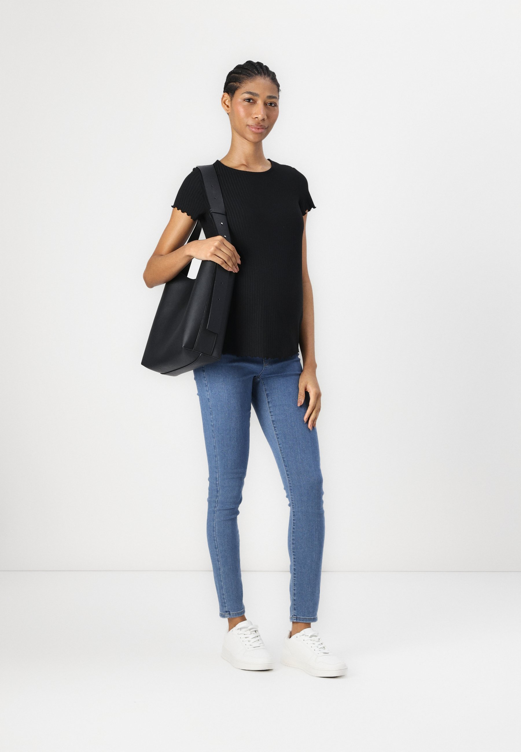 ONLY MATERNITY OLMRAIN LIFE - Skinny Fit jeans - medium blauw