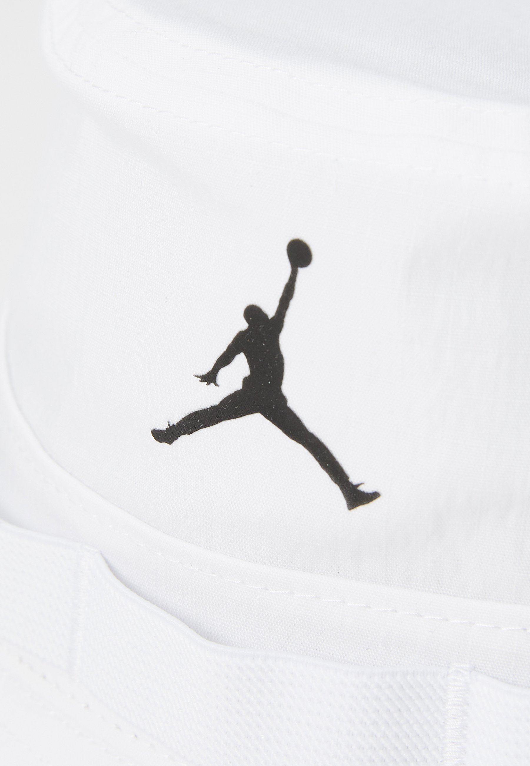 Jordan APEX BUCKET JUMPMAN UNISEX kepurė - balta/juoda