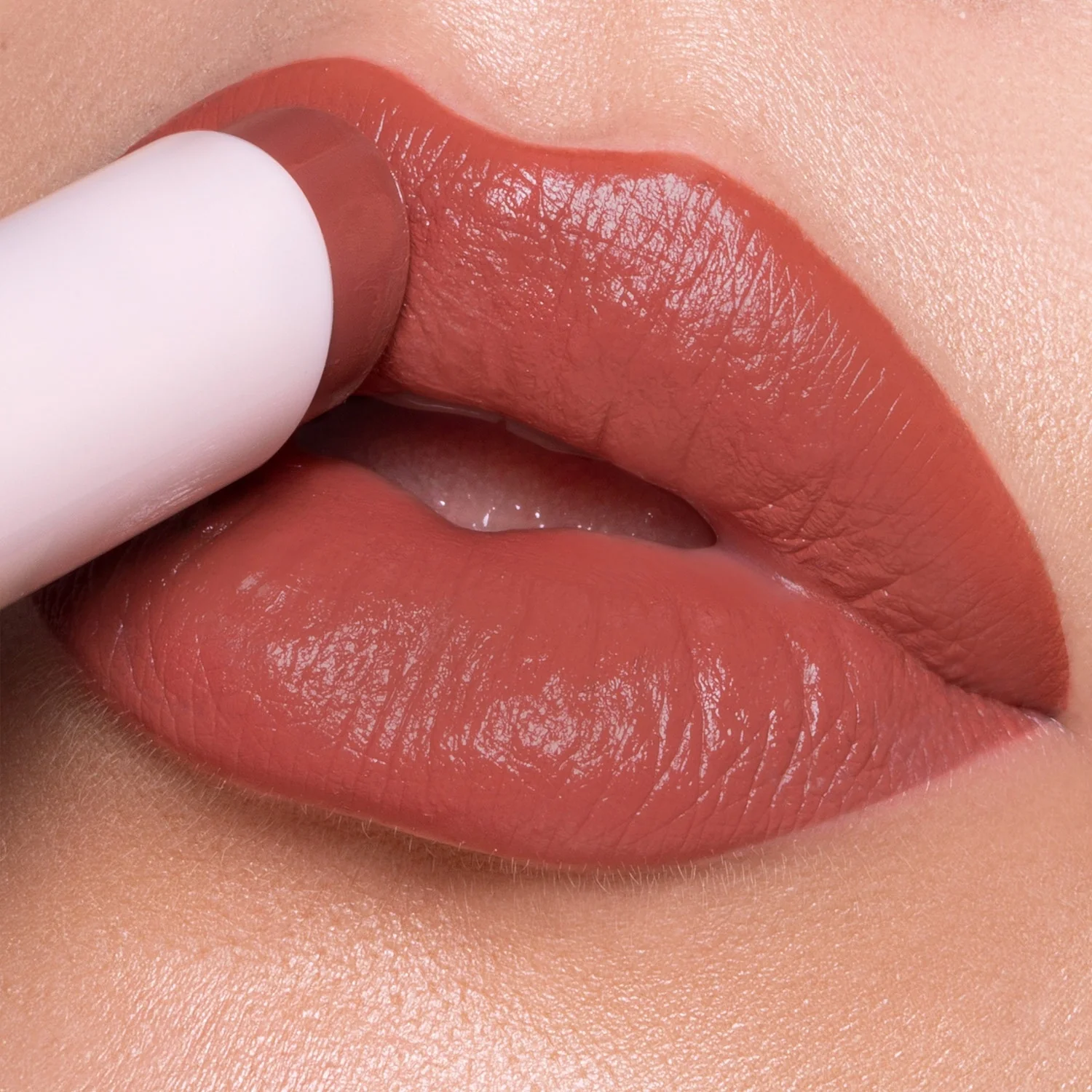 Labbra PURE BEAUTY LIPSTICK - Rossetto
