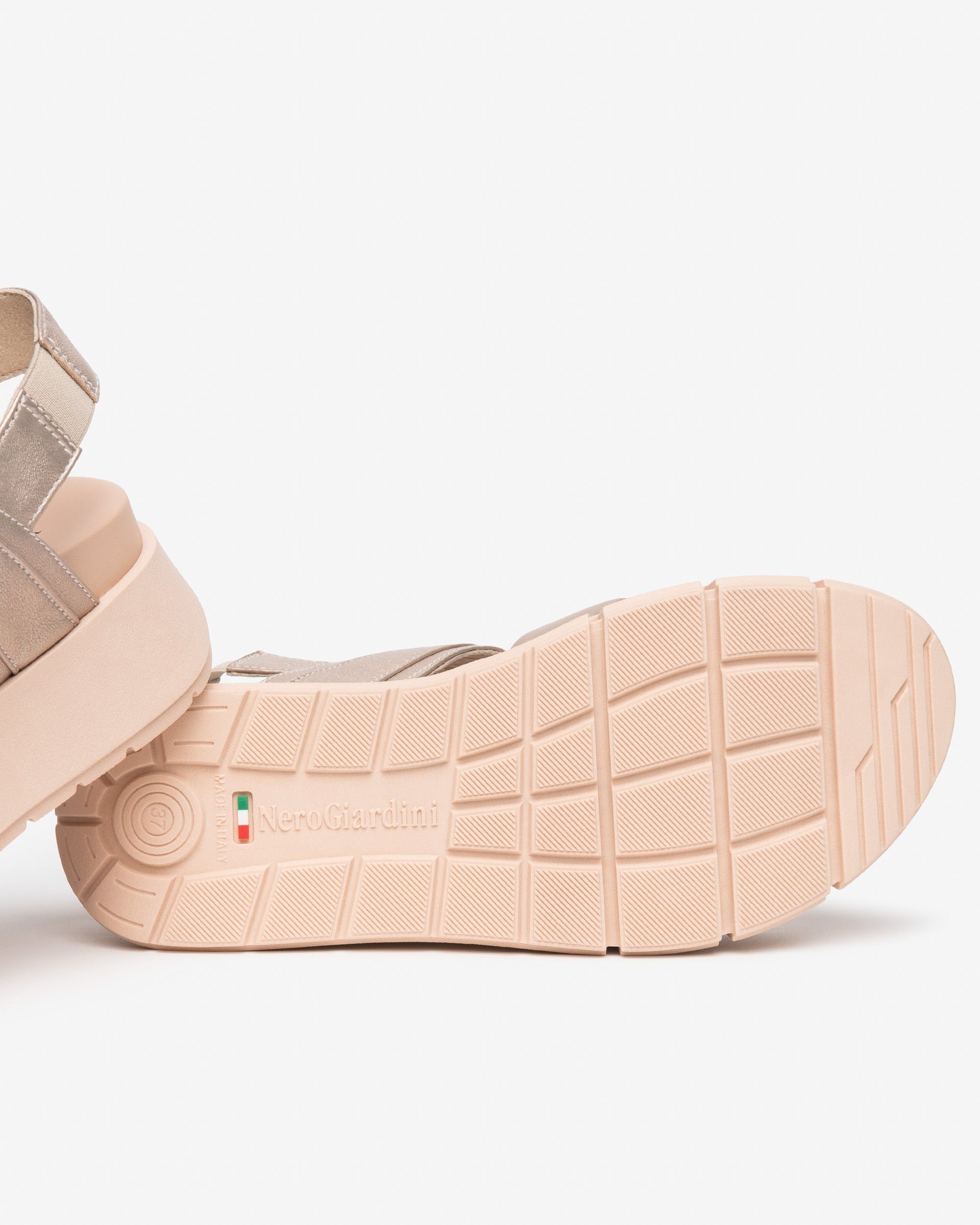  Damen-Ledersandalen