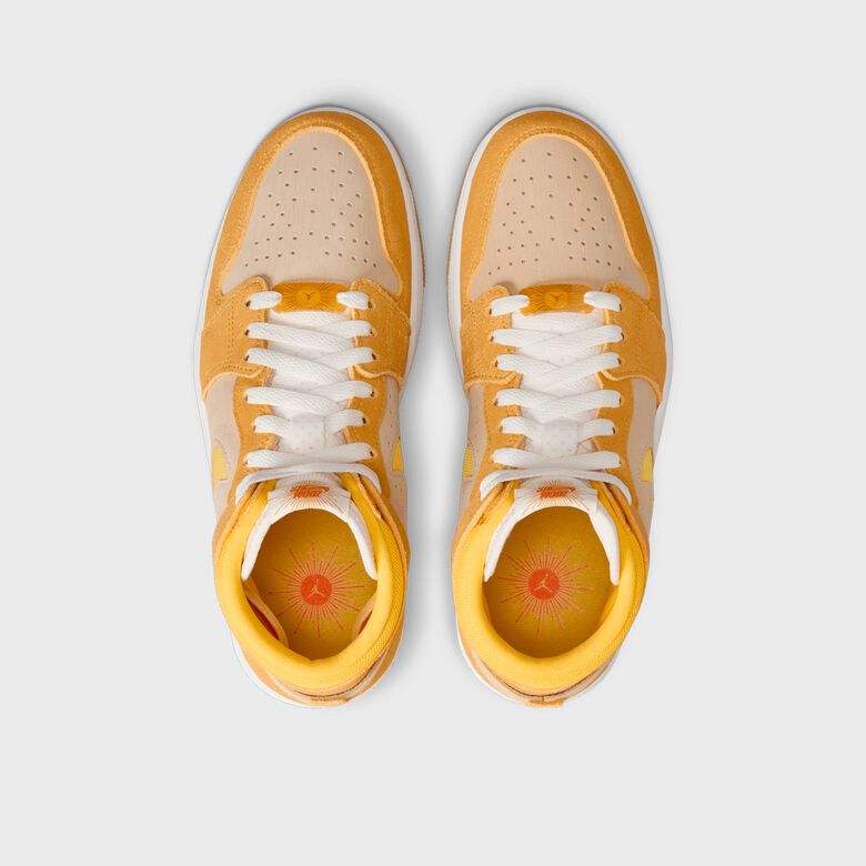 WMNS Air Jordan 1 ZM Air CMFT 2