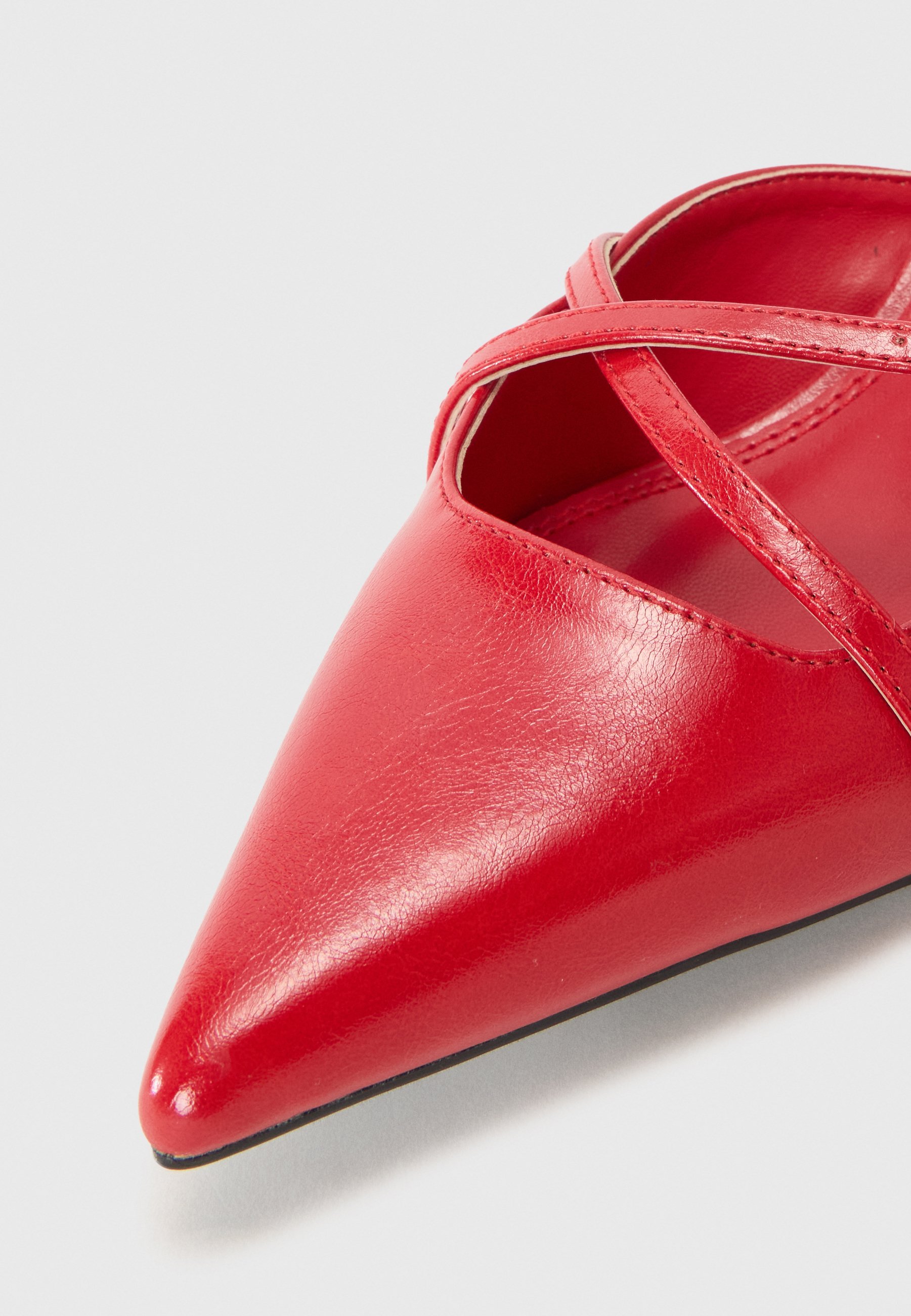Simmi London CHAR - Mules à talons - rouges