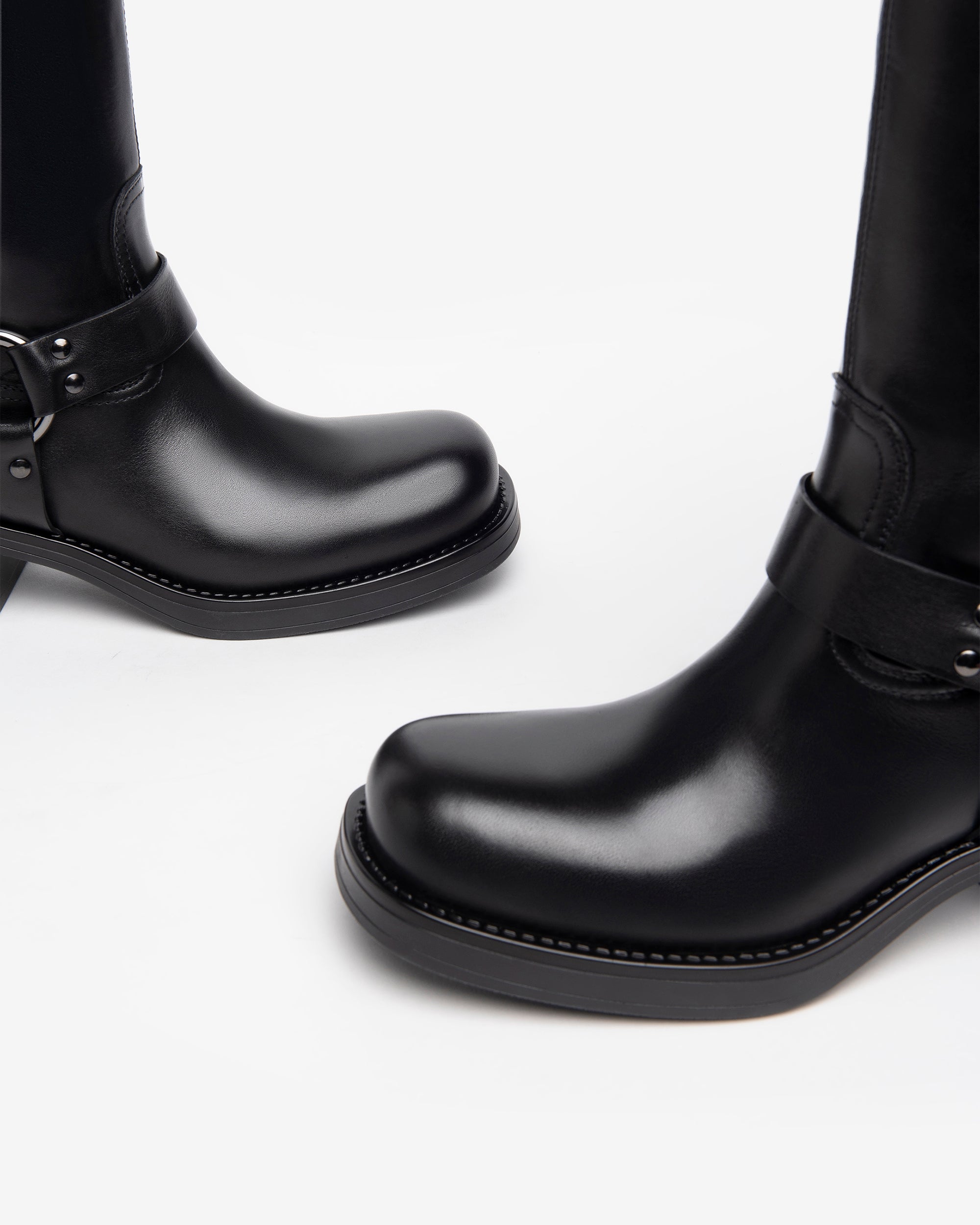  Bottes en cuir pour femmes