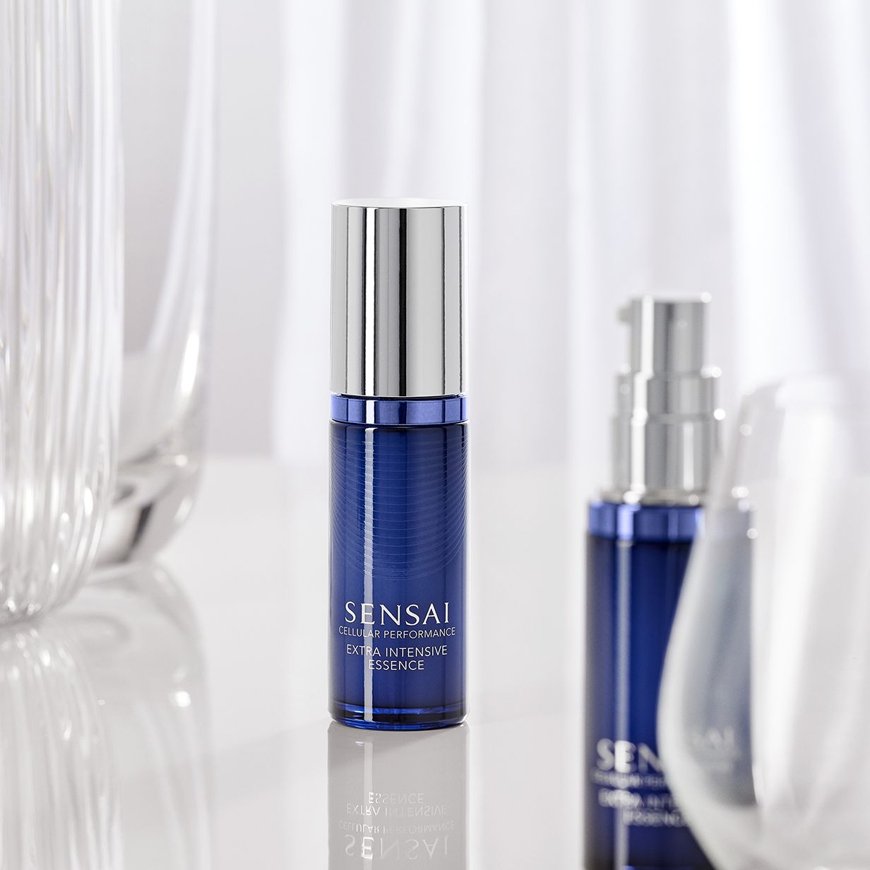 Cellular Performance Extra Intensive Anti-Aging Essence Luksuzna njega protiv bora i starenja