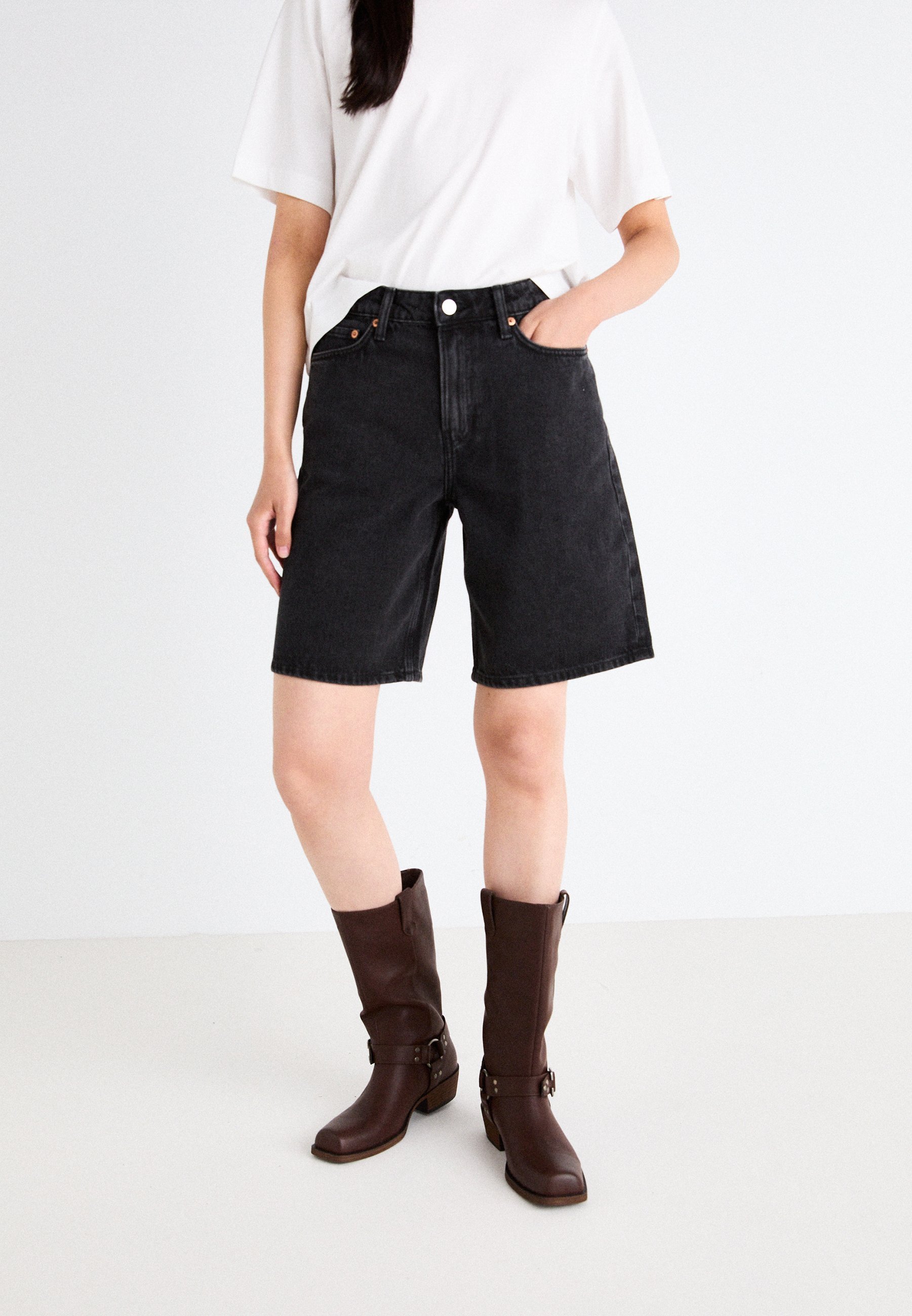 MONTEREY LOW RISE - Jeansshorts - dark blue