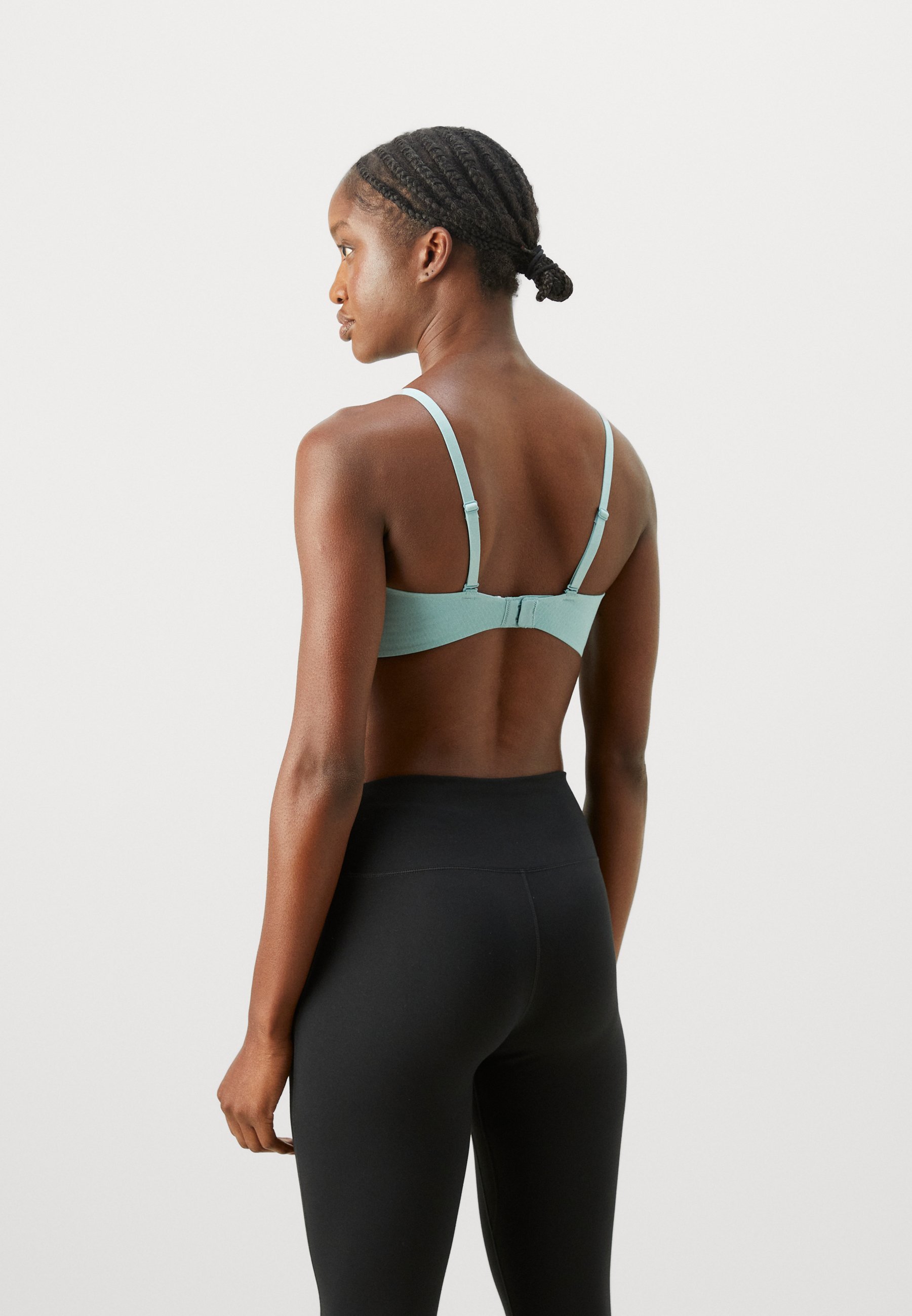 Nike Performance ALATE MINIMALIST BRA - Sportbeha met lichte ondersteuning - cannon/wit