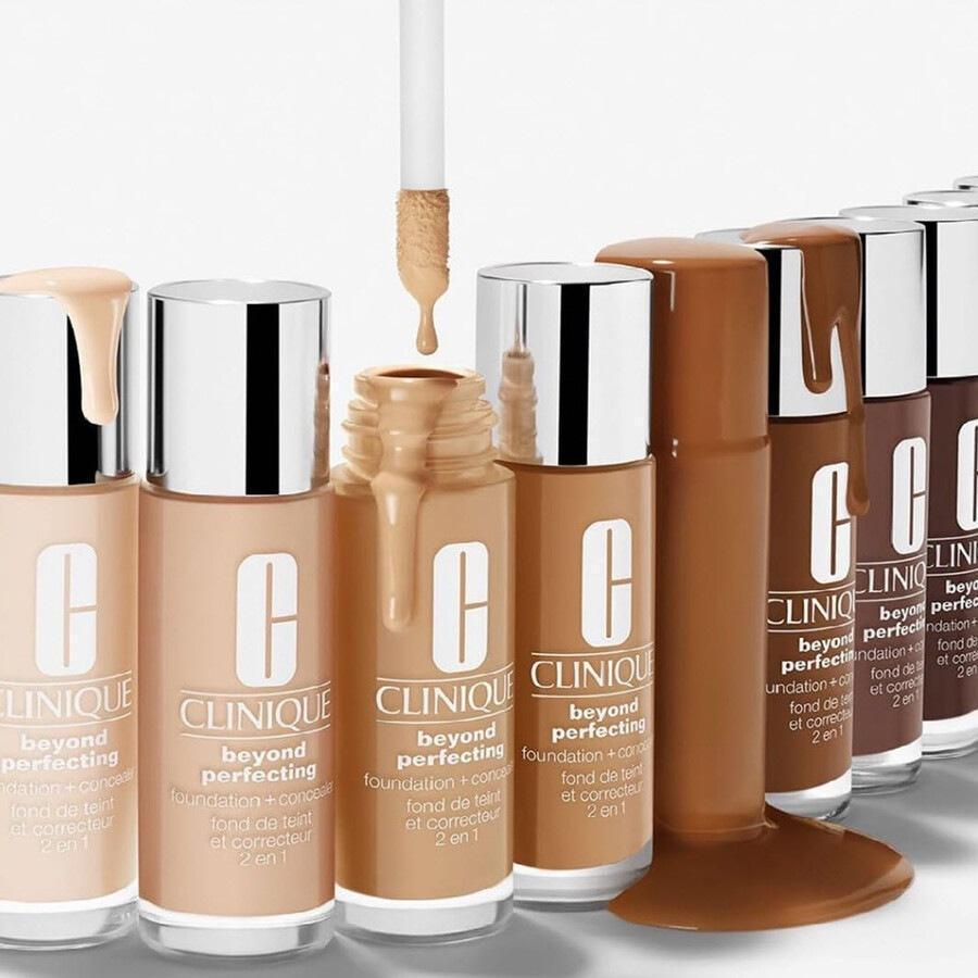 Clinique Beyond Perfecting Foundation + Concealer - 30 ml