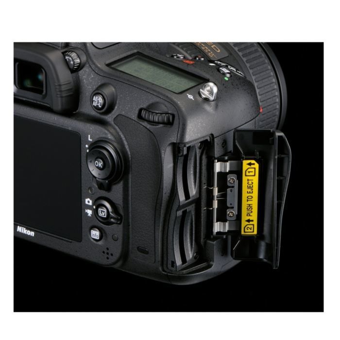 Câmera DSLR NIKON D600 / Somente o corpo