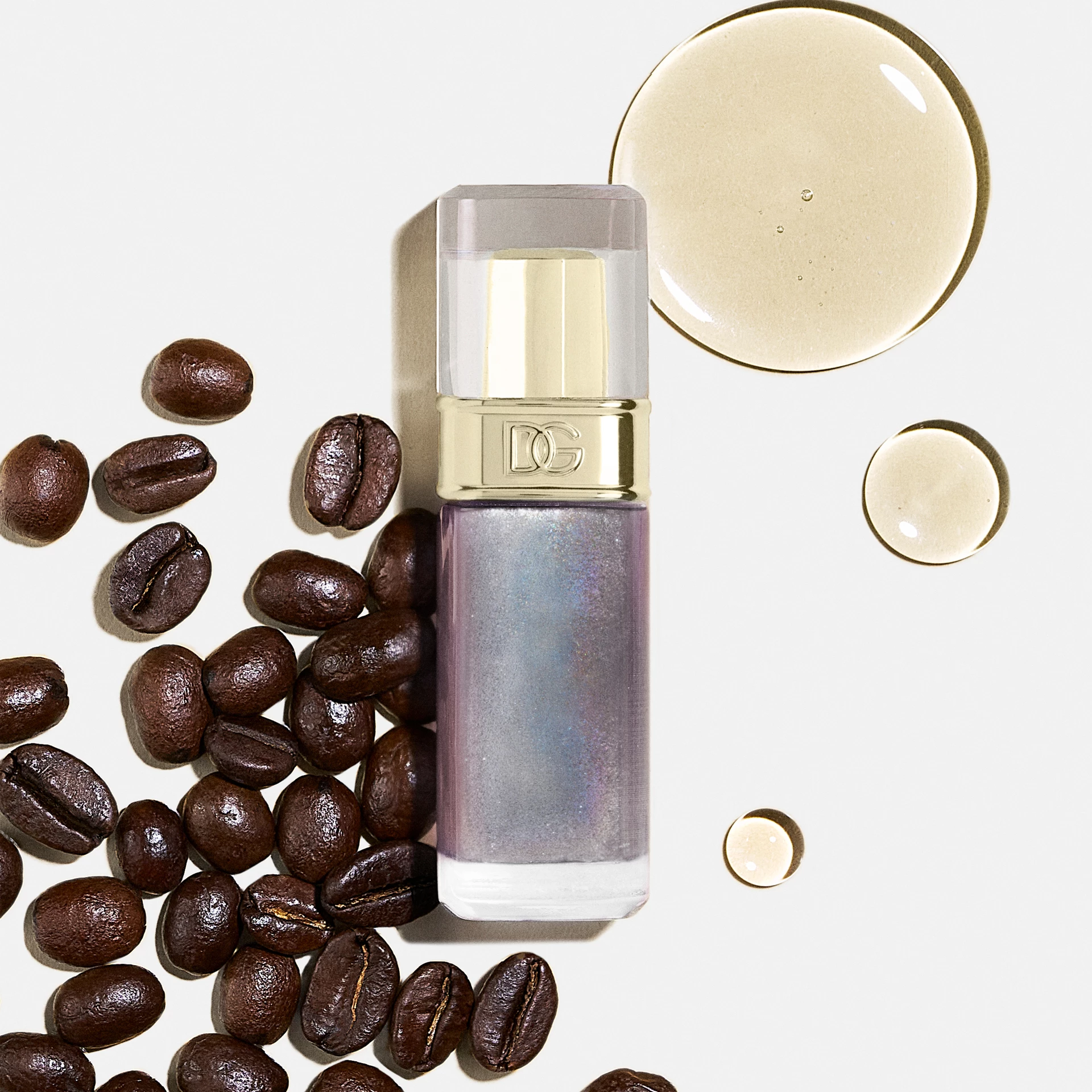 Sikerült! Gyorsan száradó, tartós körömlakk 04 Queen - Dolce & Gabbana
