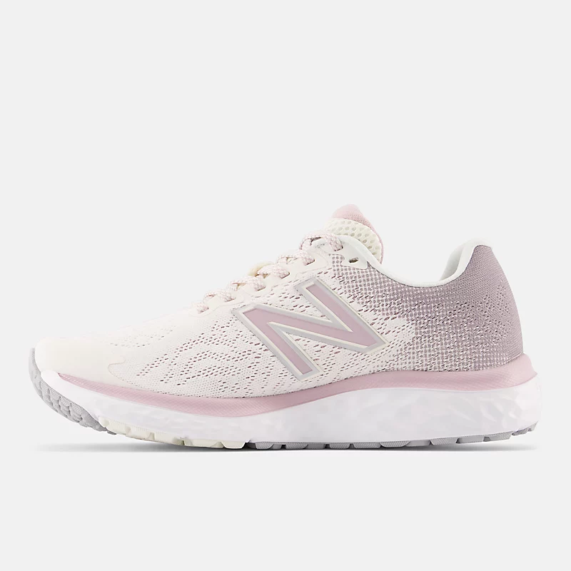 Fresh Foam voor vrouwen 680v7 – Zeezout met paarse tint en zilvermetallic tint