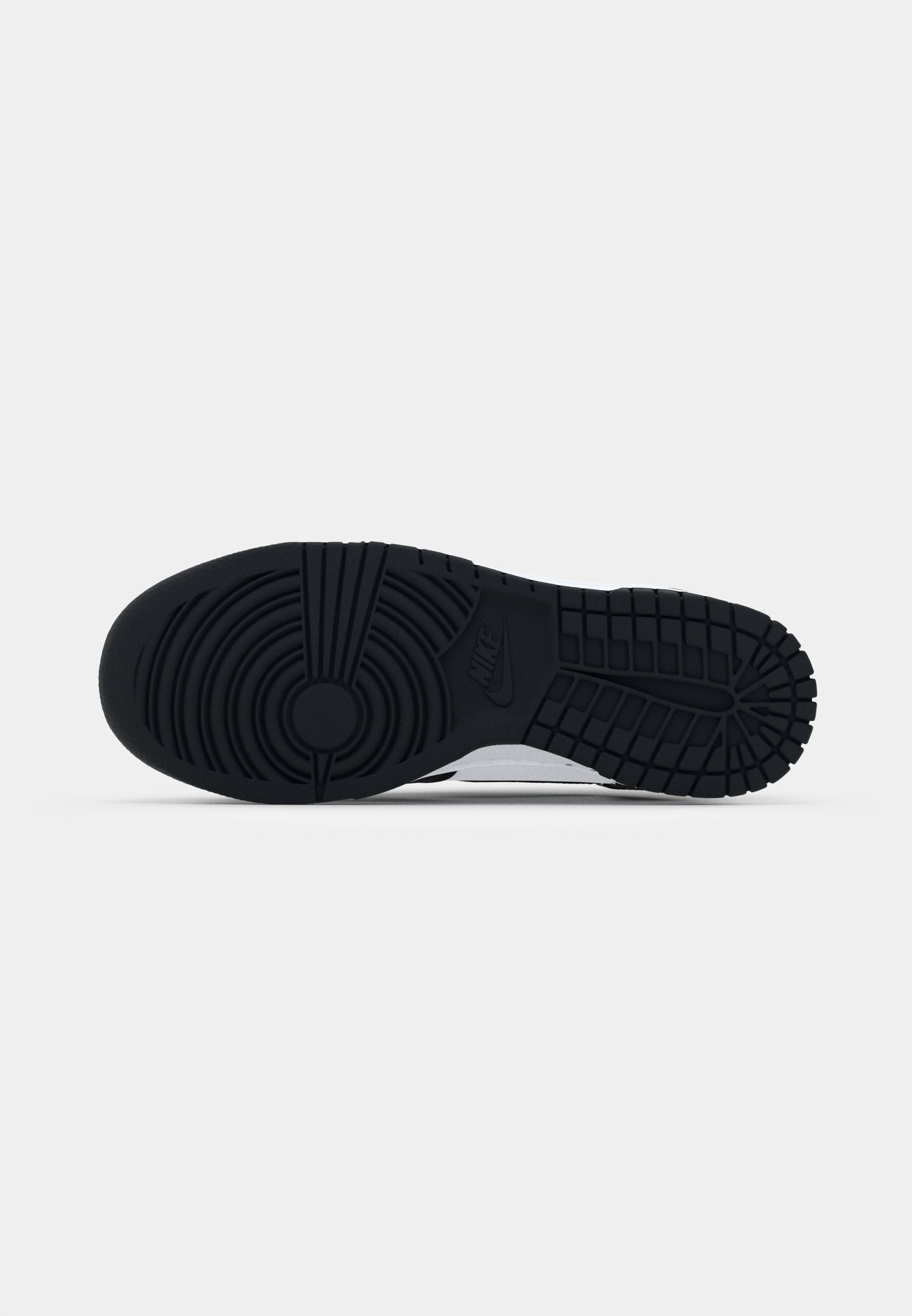„Nike Sportswear“ aukštakulniai sportbačiai