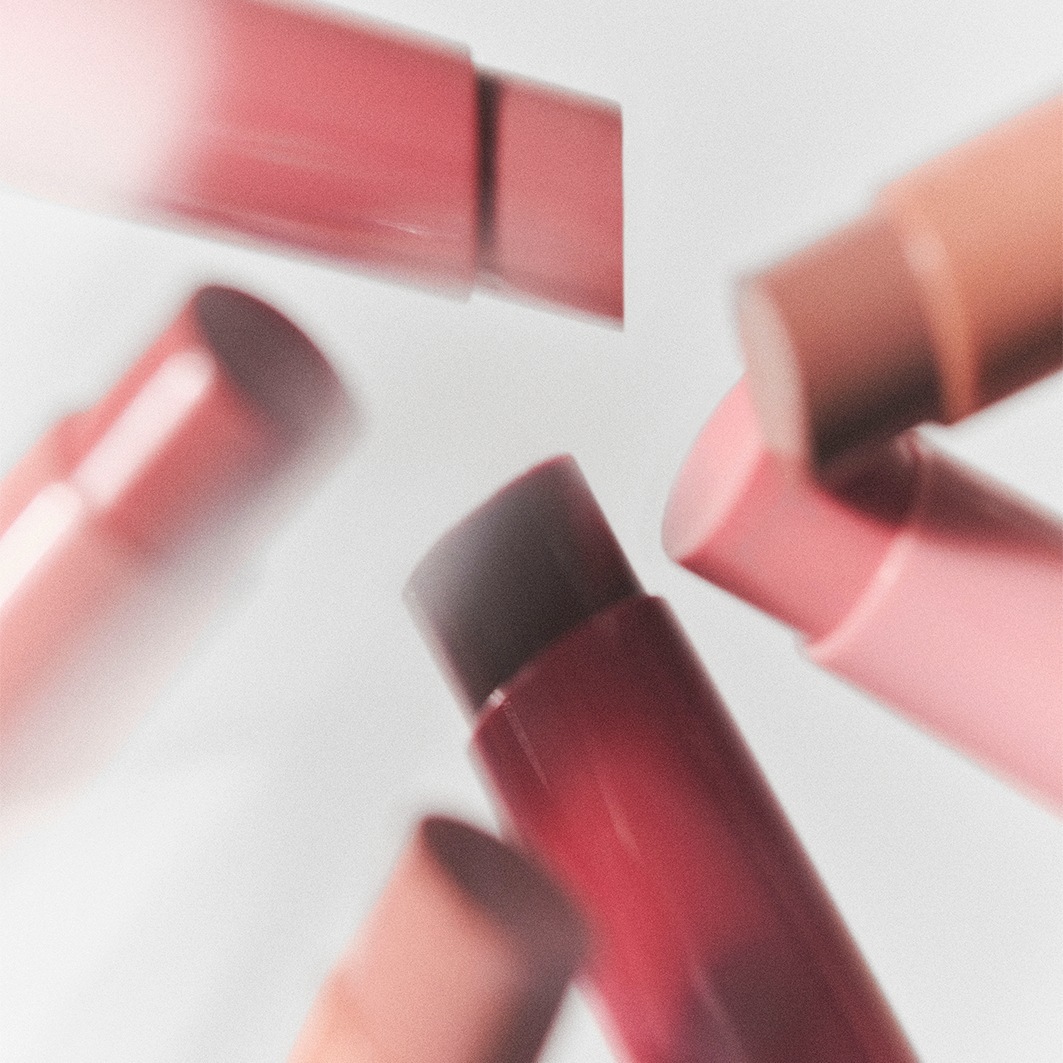 KYLIE COSMETICS lūpu balzams 