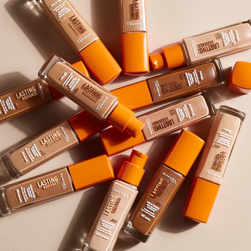 Rimmel Lasting Radiance balinošais tonālais krēms SPF 25