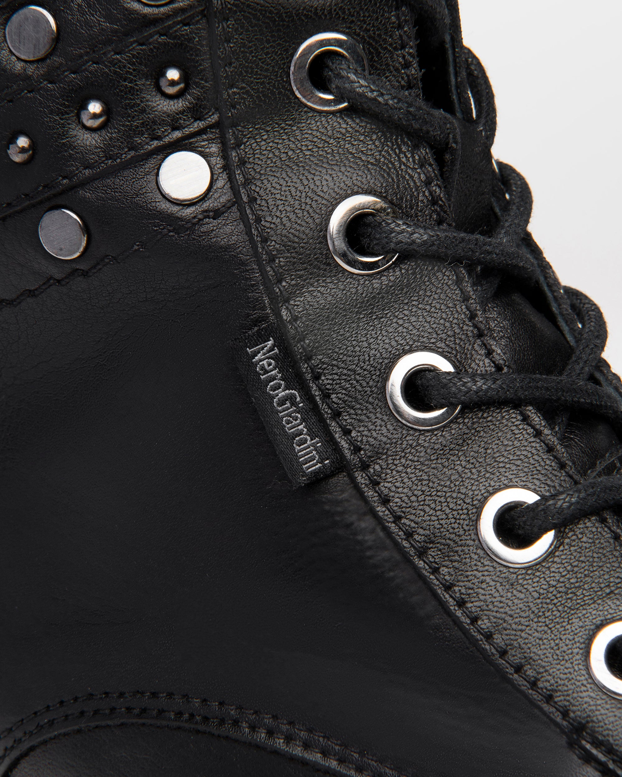 Damen-Lederstiefel
