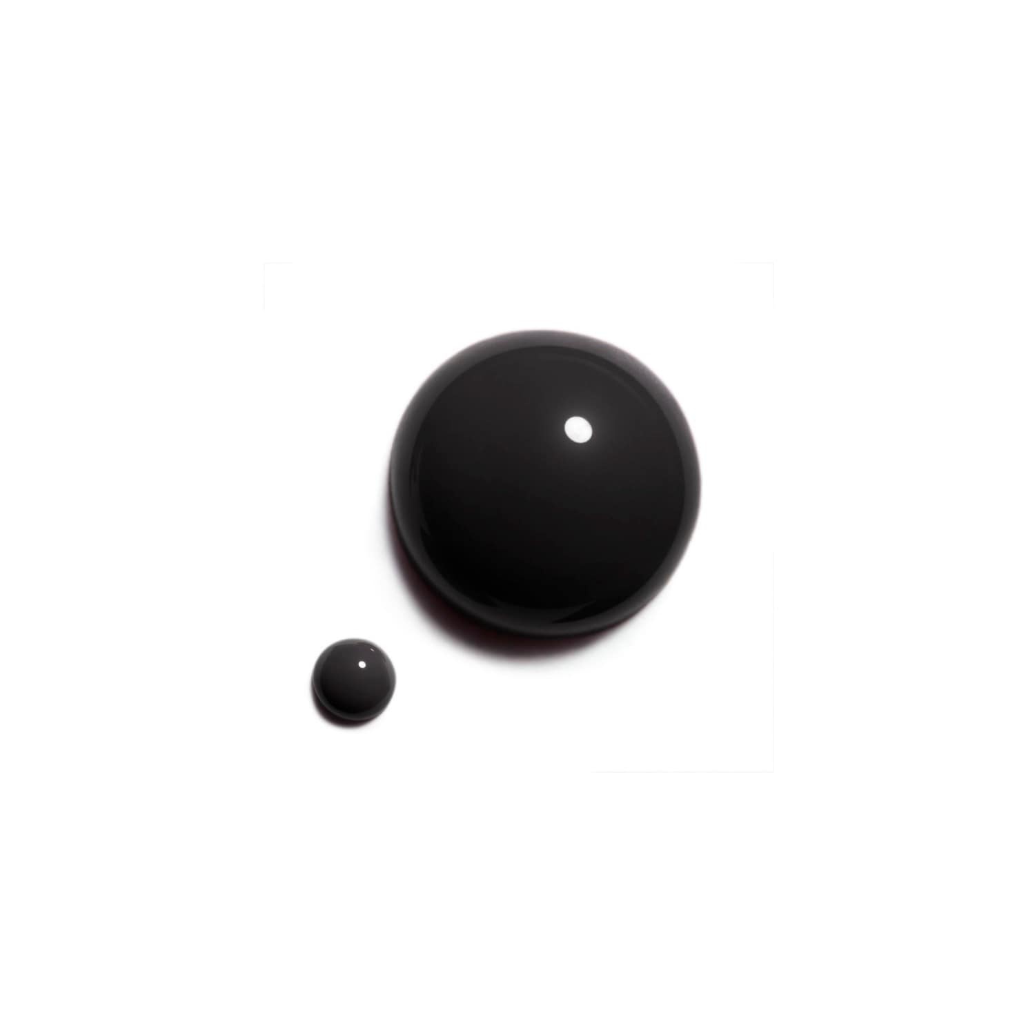 CHANEL lak za nokte LE VERNIS DUGOTRAJNA BOJA I SJAJ - 13 ml