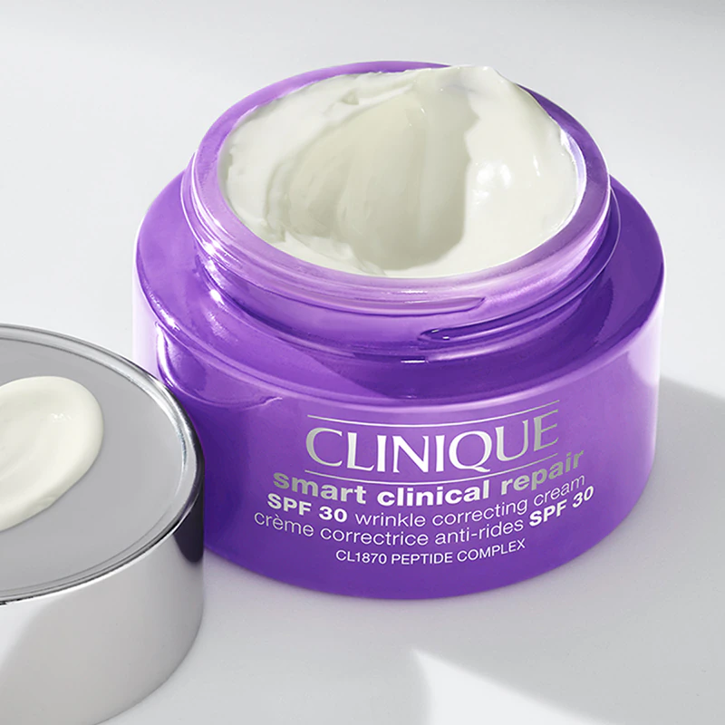 Clinique Smart Clinical™ Repair Creme Corretor de Rugas FPS 30