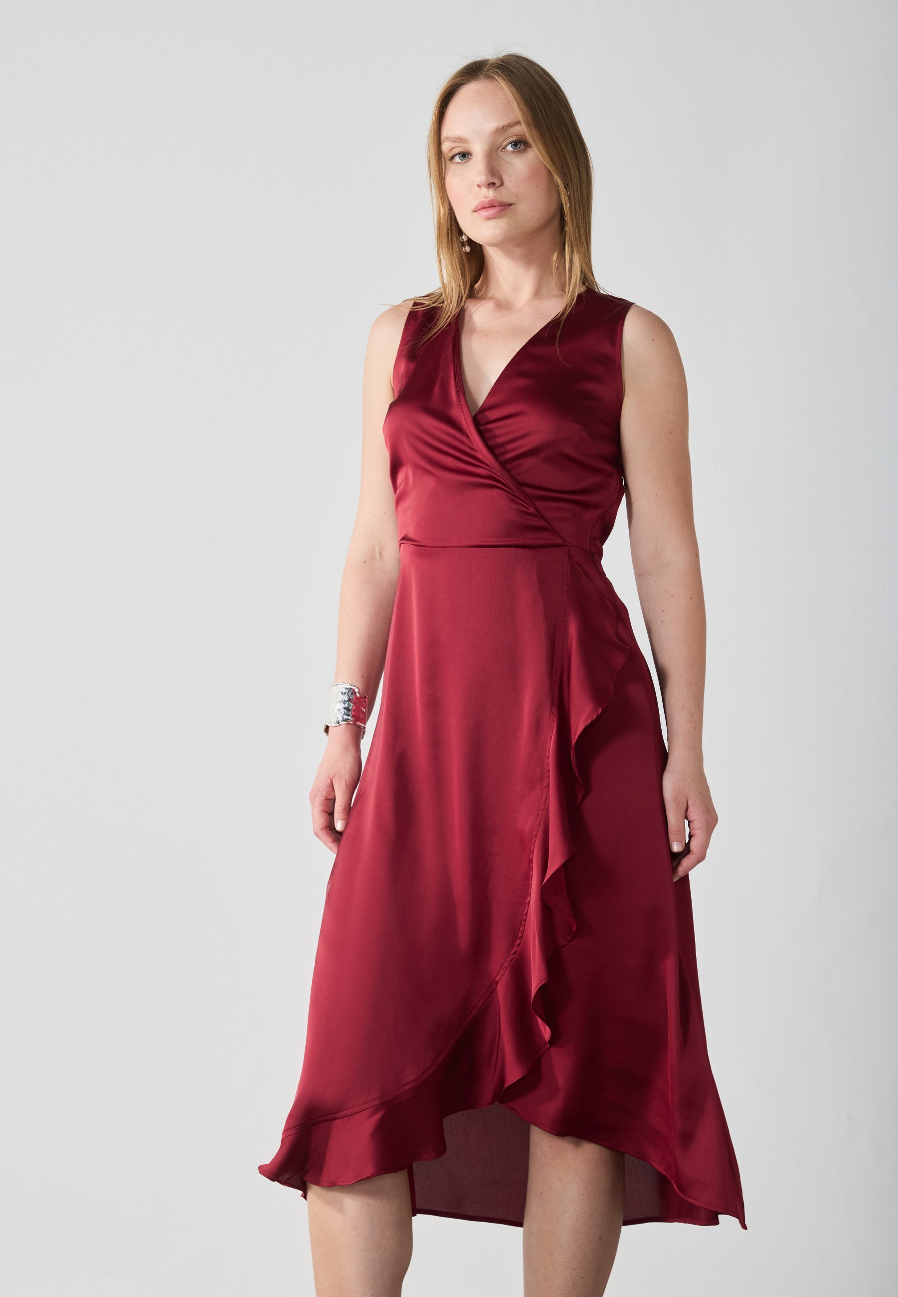 Robe de cocktail/robe de soirée Anna Field - rouge cycliste