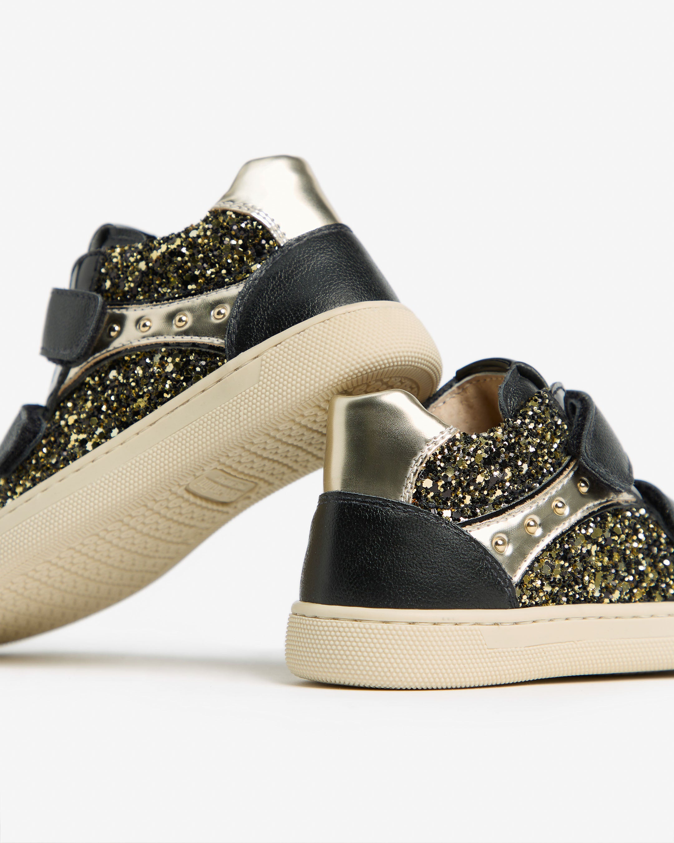  Junior-Sneaker für Mädchen aus Funktionsmaterial und Leder