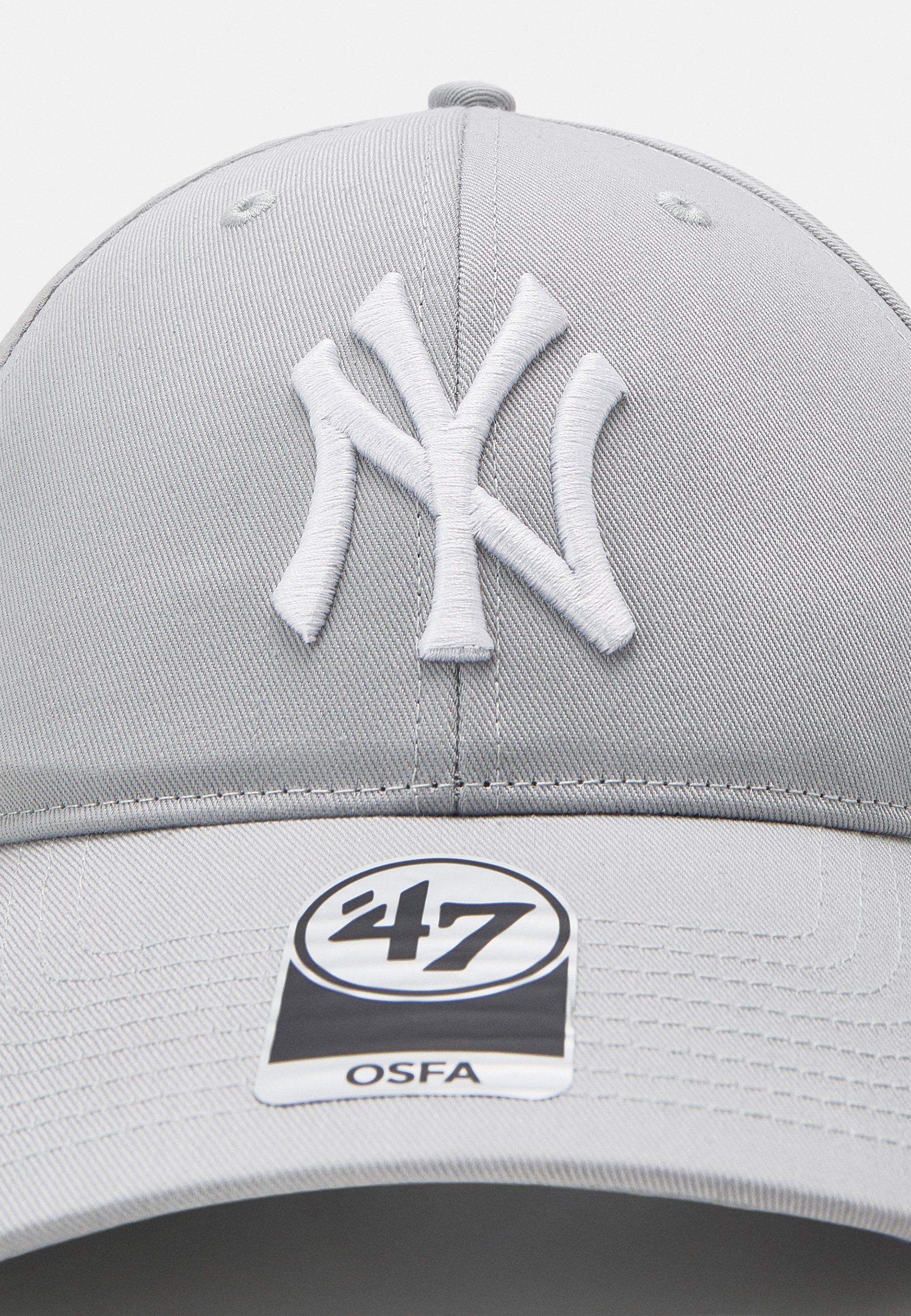 '47 Caps