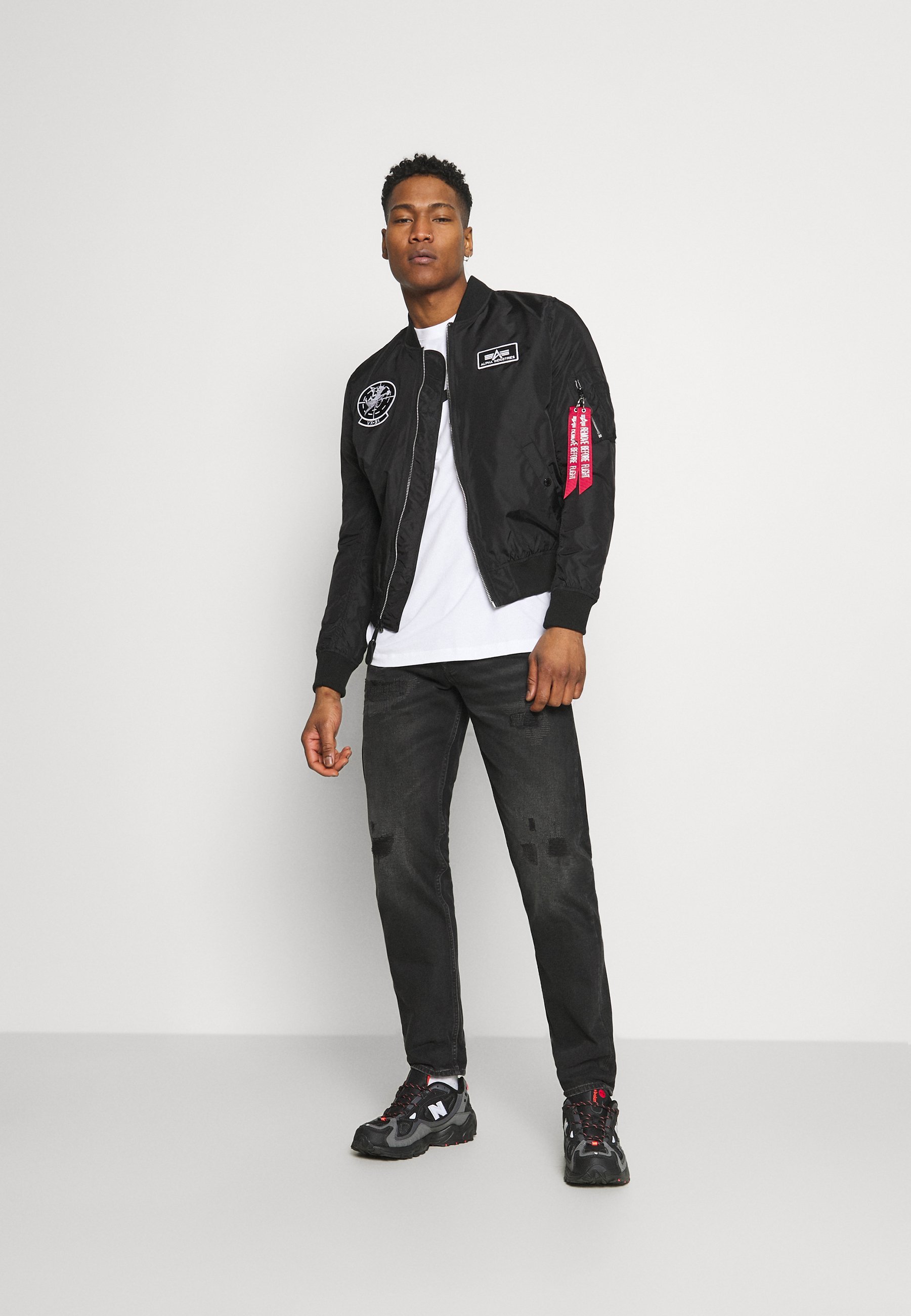 Nike Sportswear T-paita ICON - Printtipaita - valkoinen/(musta)