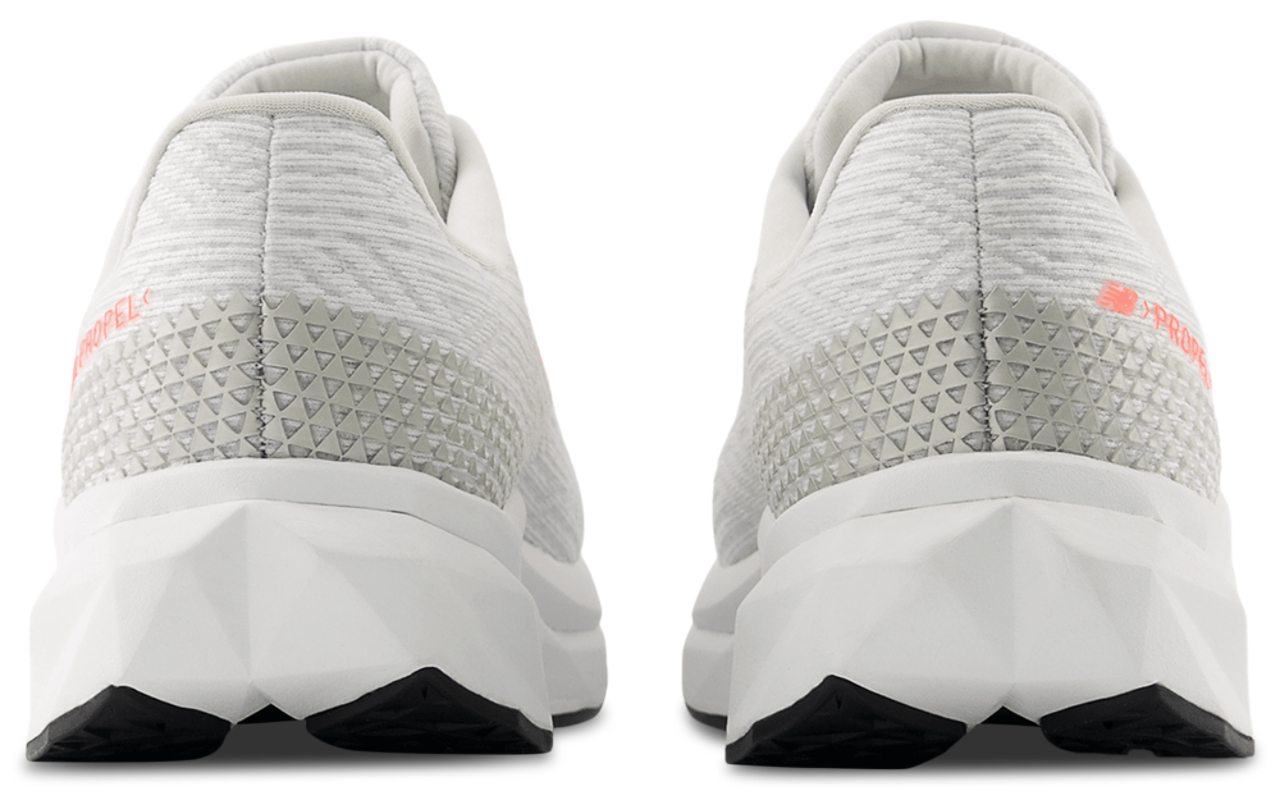 New Balance Fuelcell Propelv5