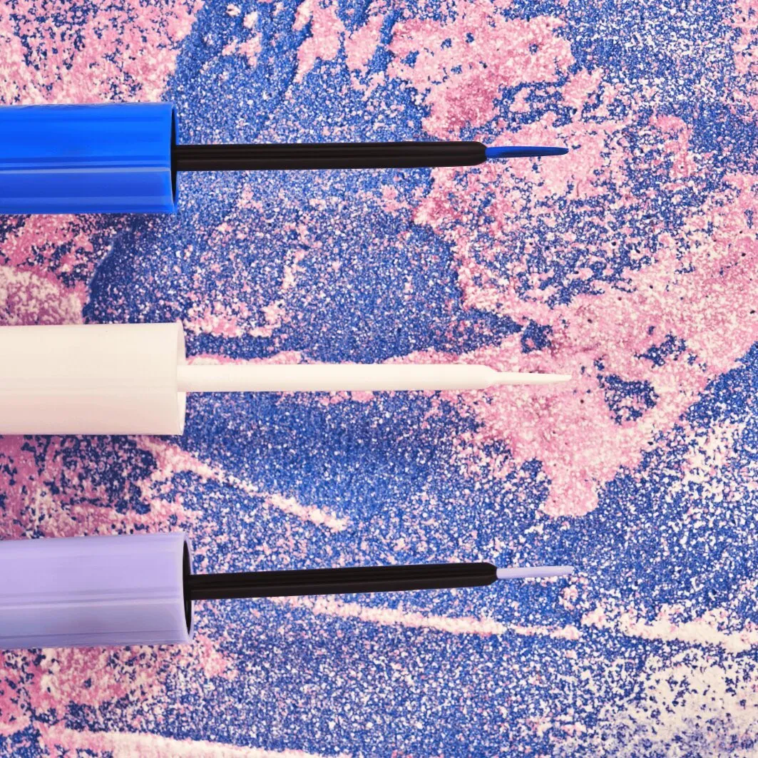 Essence Colour it!