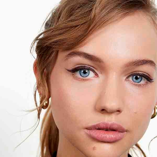 Avon Glimmerstick Diamonds acu zīmulis brūnajam cukuram