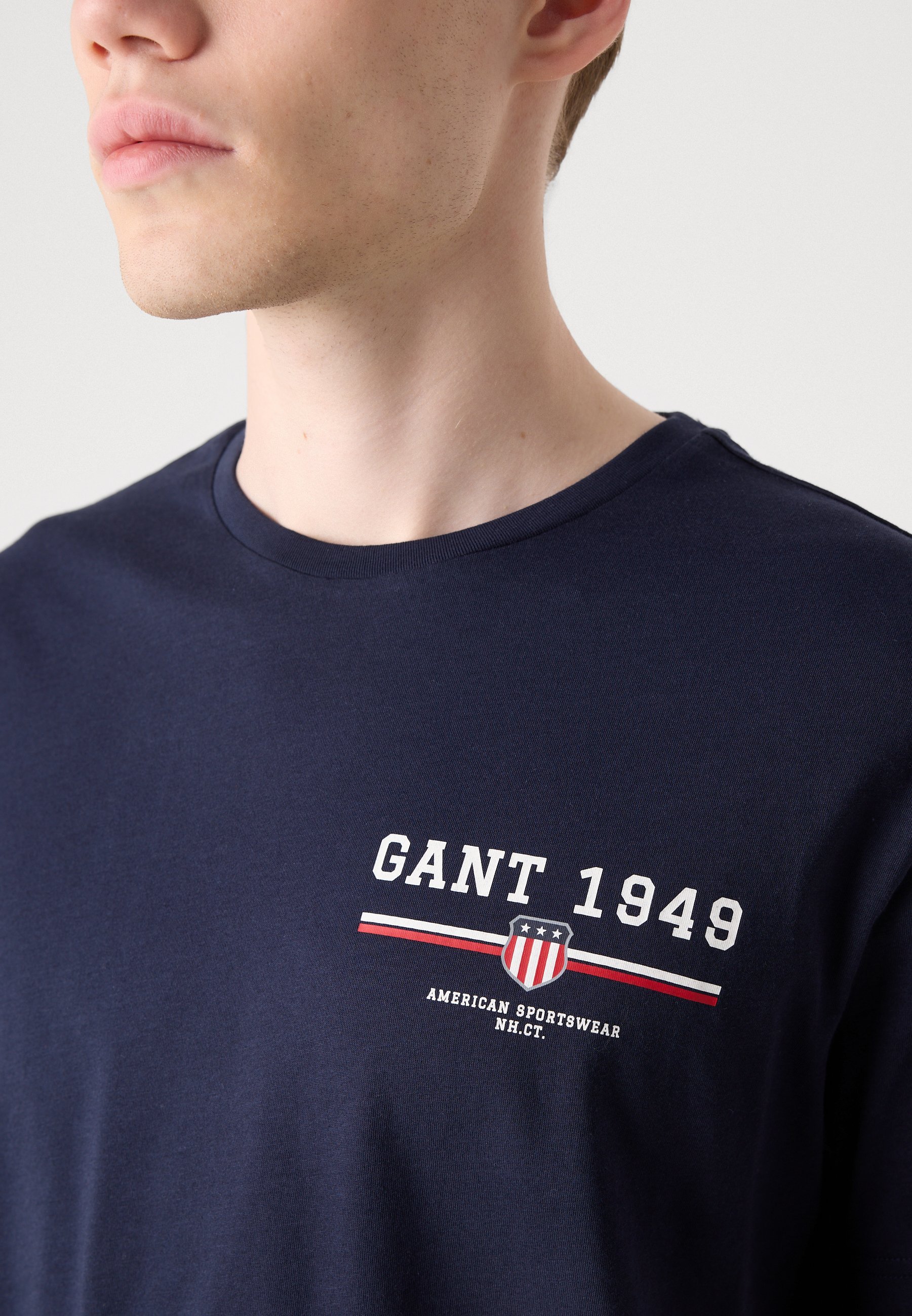 GANT GRAPHIC - Bedrucktes T-Shirt - Abendblau