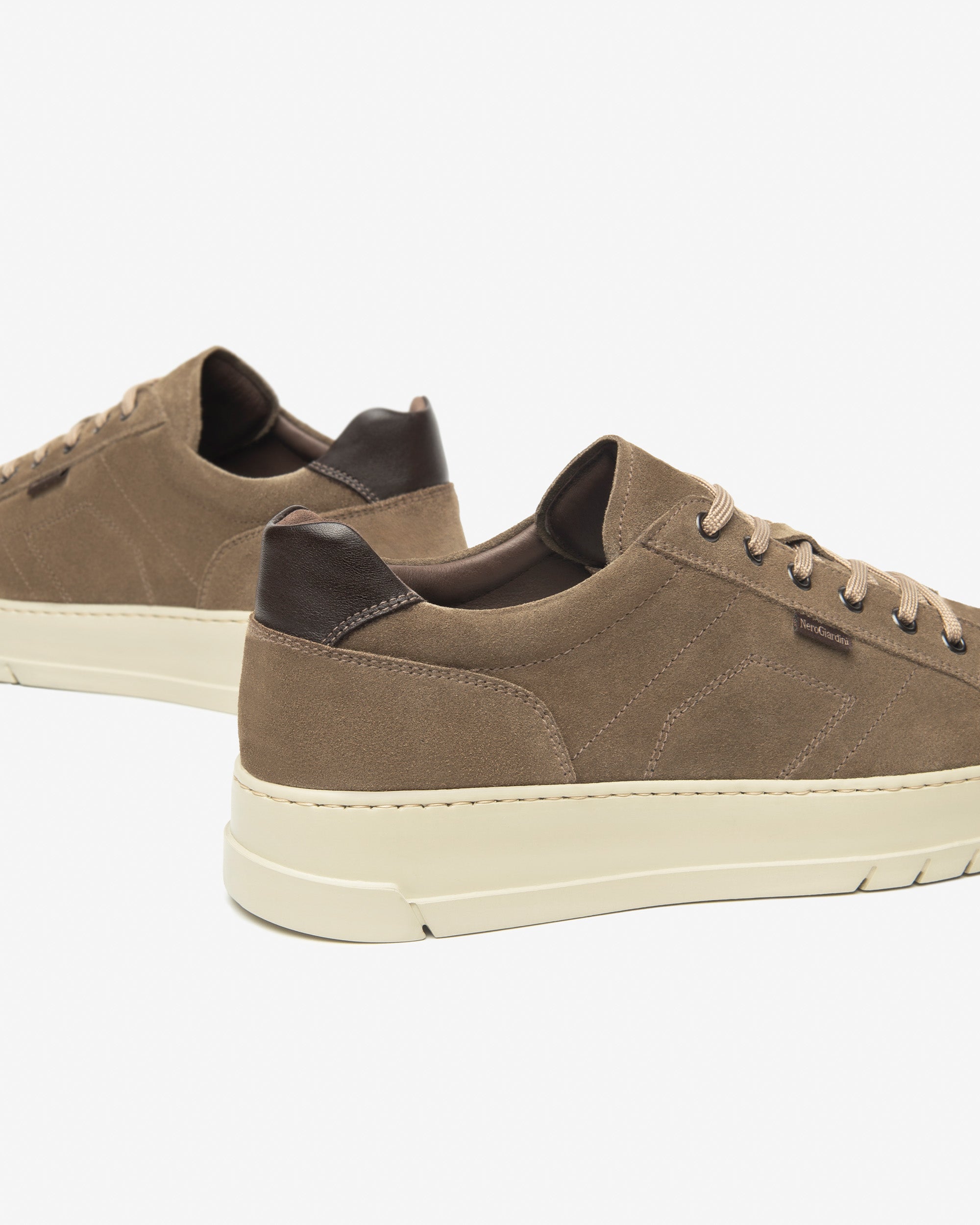 Sneakers Uomo in Camoscio e Pelle