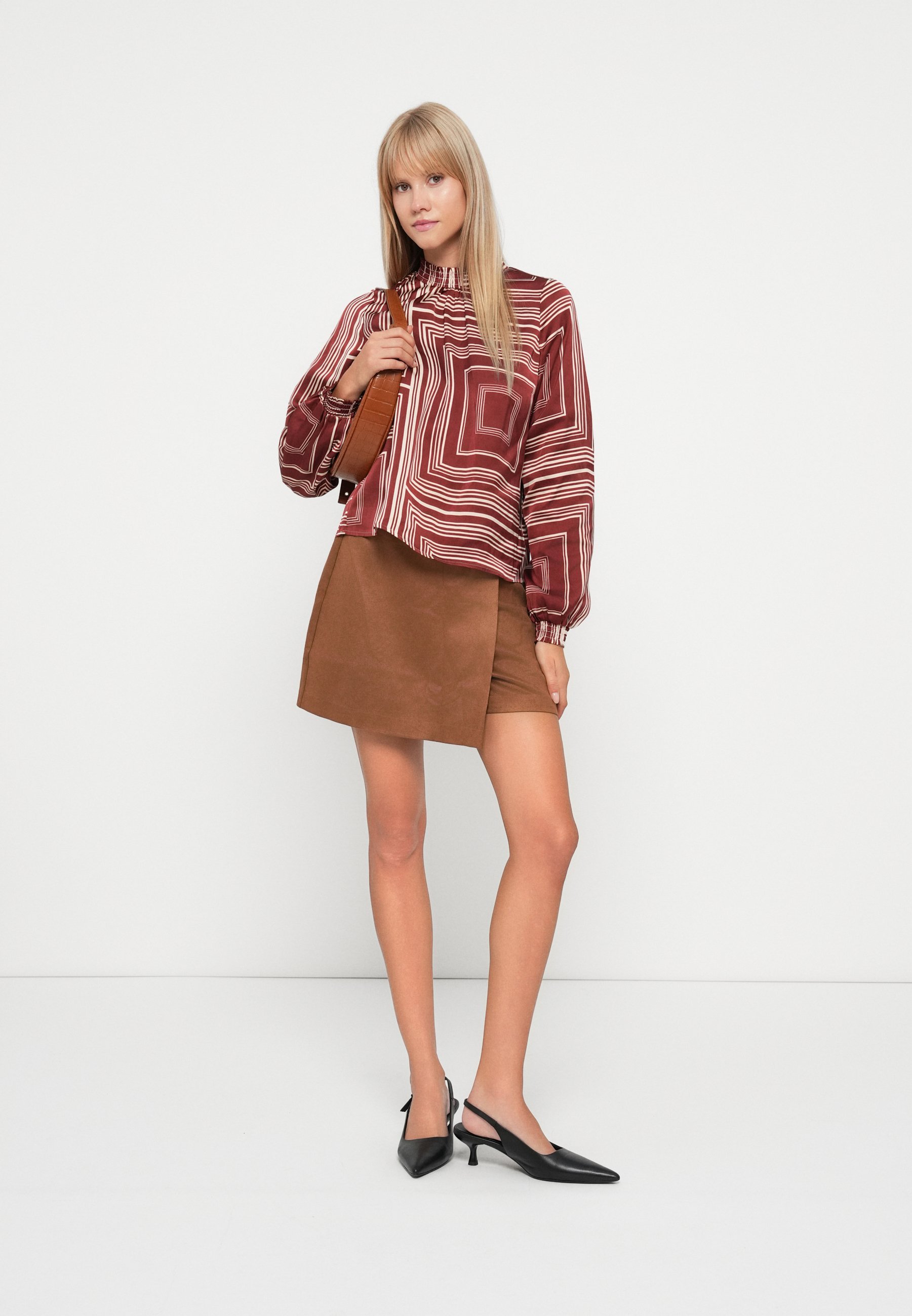 Vero Moda VMBELLA SKORT - Minijupe - black