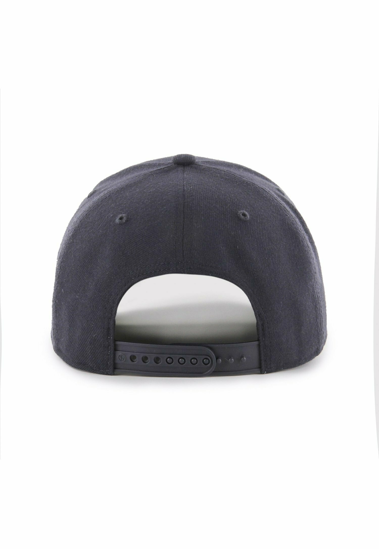 '47 Caps