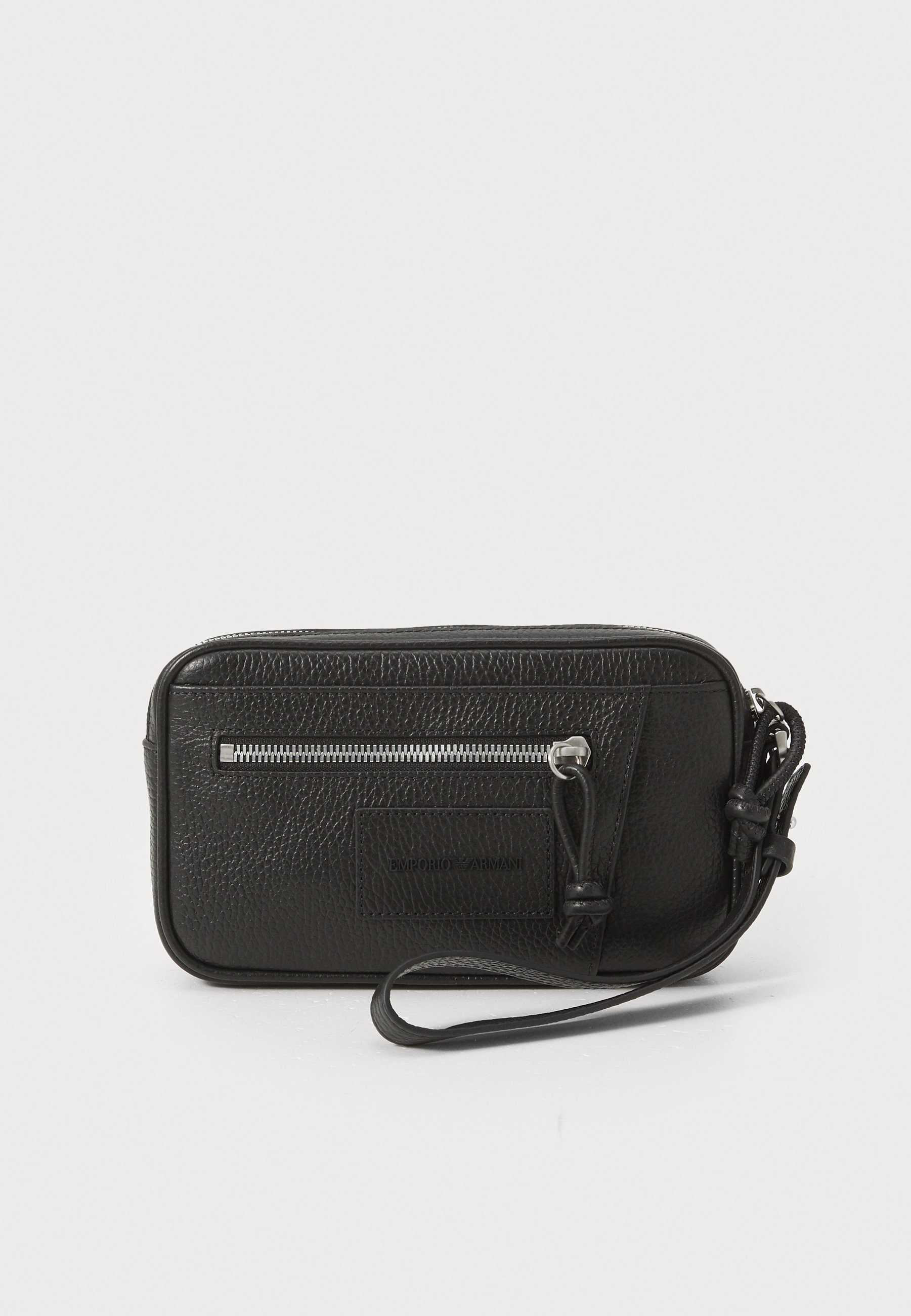 Emporio Armani Reizen