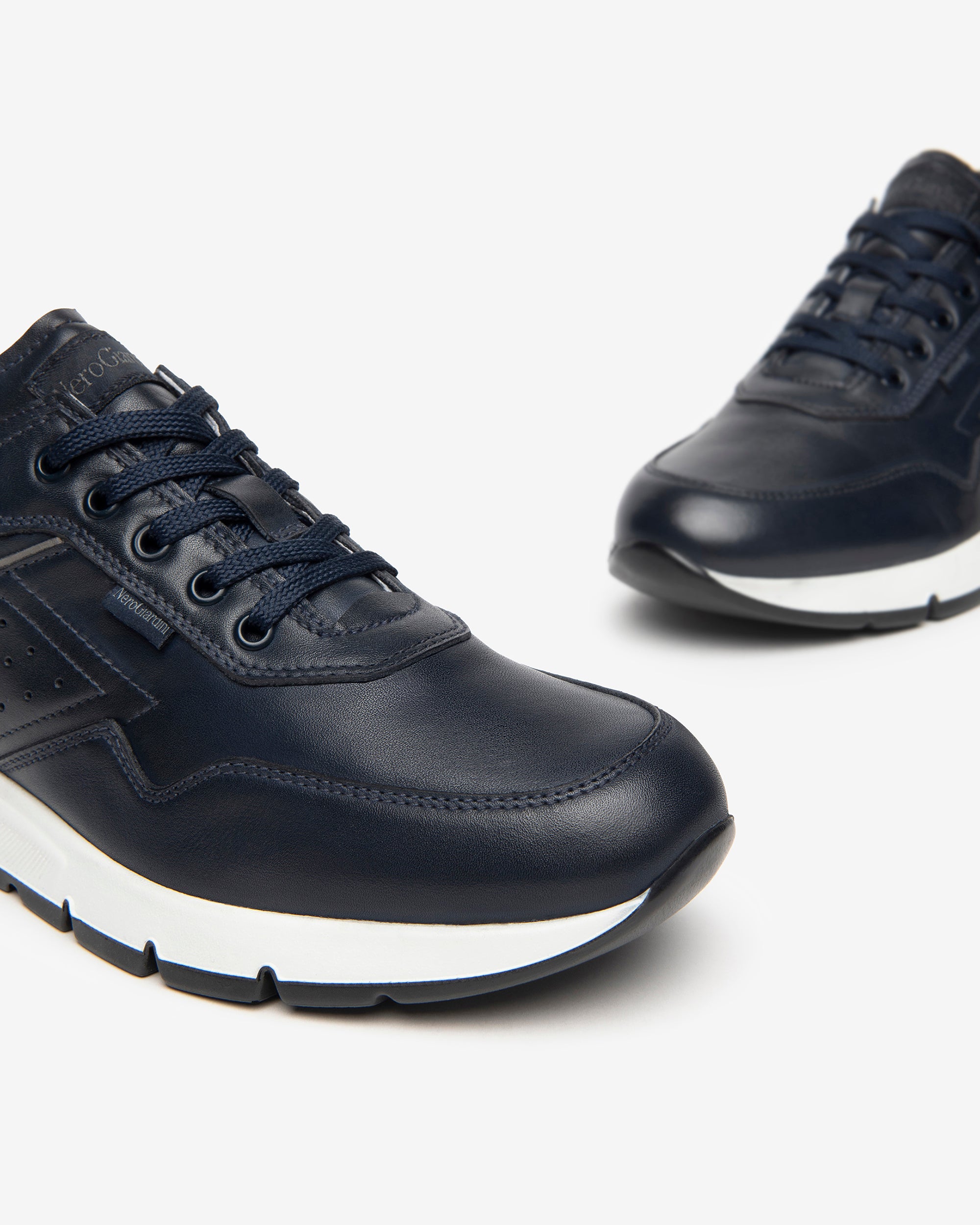  Herren-Sneaker aus Leder