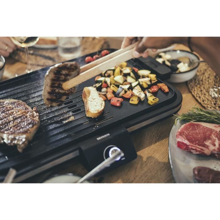 Piastra grill SEVERIN - PG8564 - Superficie di cottura 50x30 cm - Piastra in ghisa antiaderente - Fino a 230 °C - 2300 W