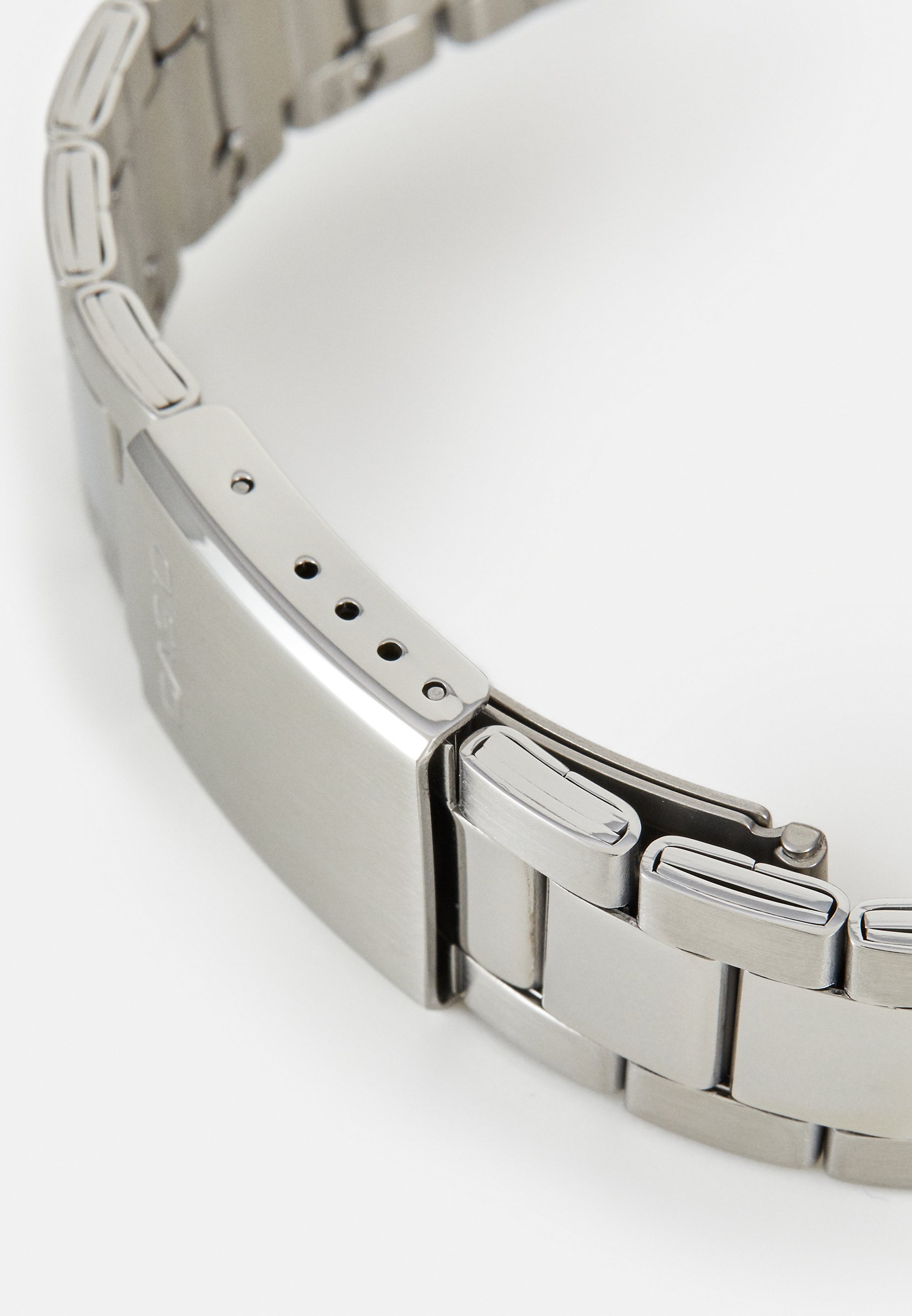 Zegarek Casio - srebrny