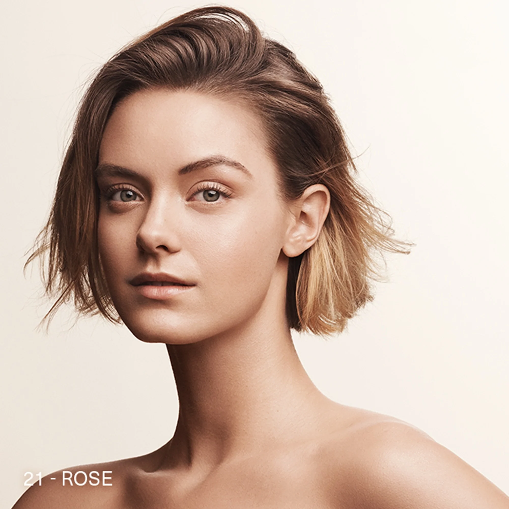 Skincolor Soft Powder Foundation Compact - Fondotinta compatto