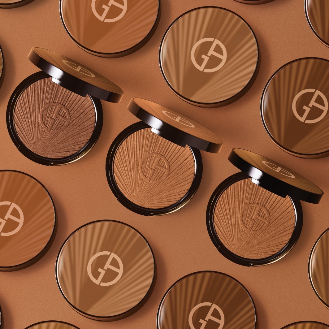 Armani Bronzer svetleč svilnati bronzer v prahu - 18 g