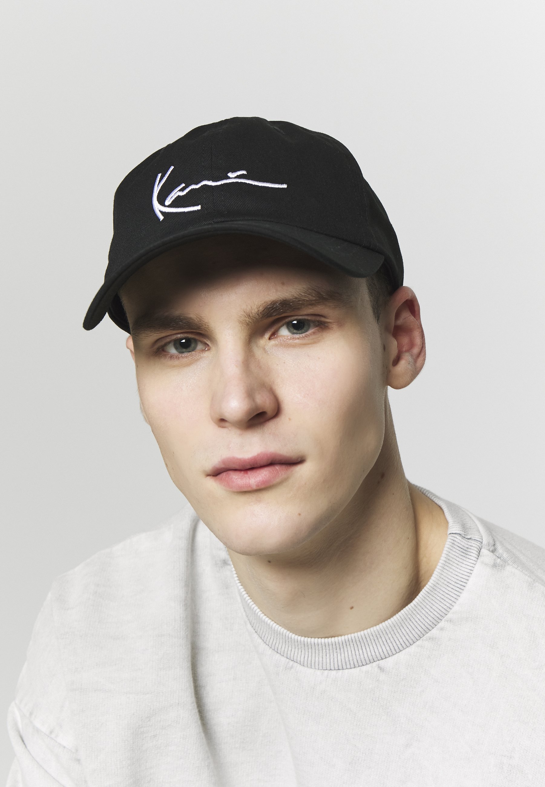 Karl Kani SIGNATURE - Kšiltovka - černo-bílá