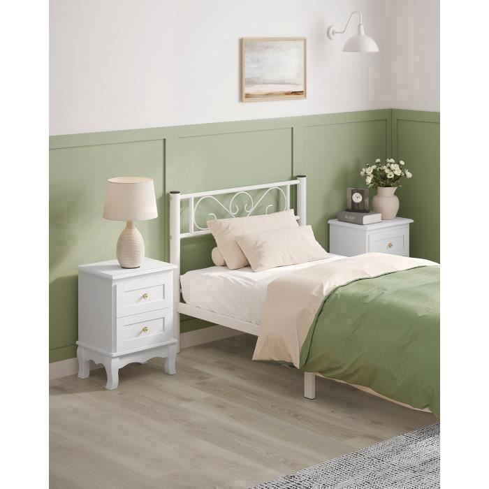 VASAGLE Comodino, Set da 2, Tavolino da notte, Tavolino piccolo con 2 cassetti, Gambe in legno di pino, Vano portaoggetti, Bianco