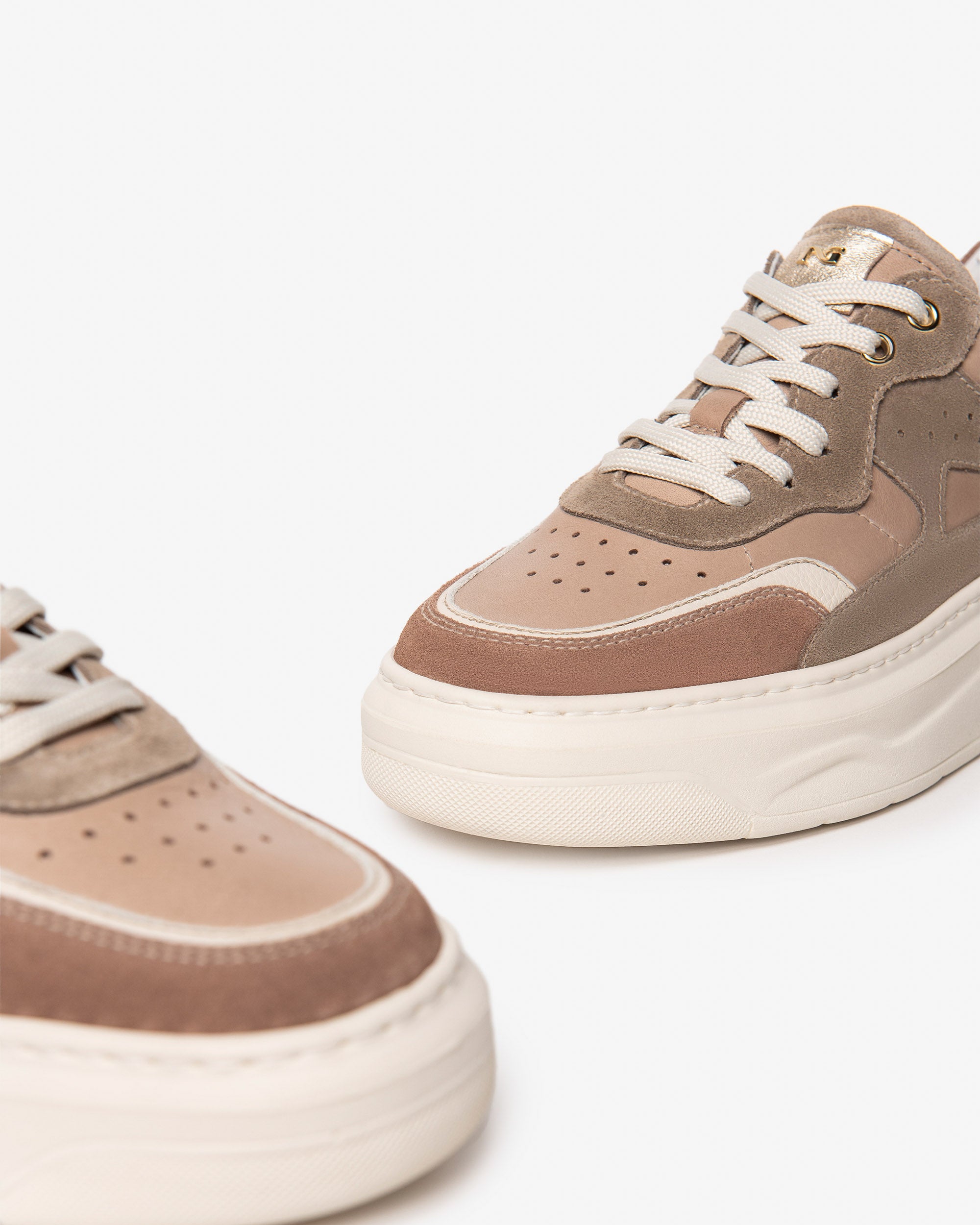 Sneakers Donna in Camoscio e Pelle