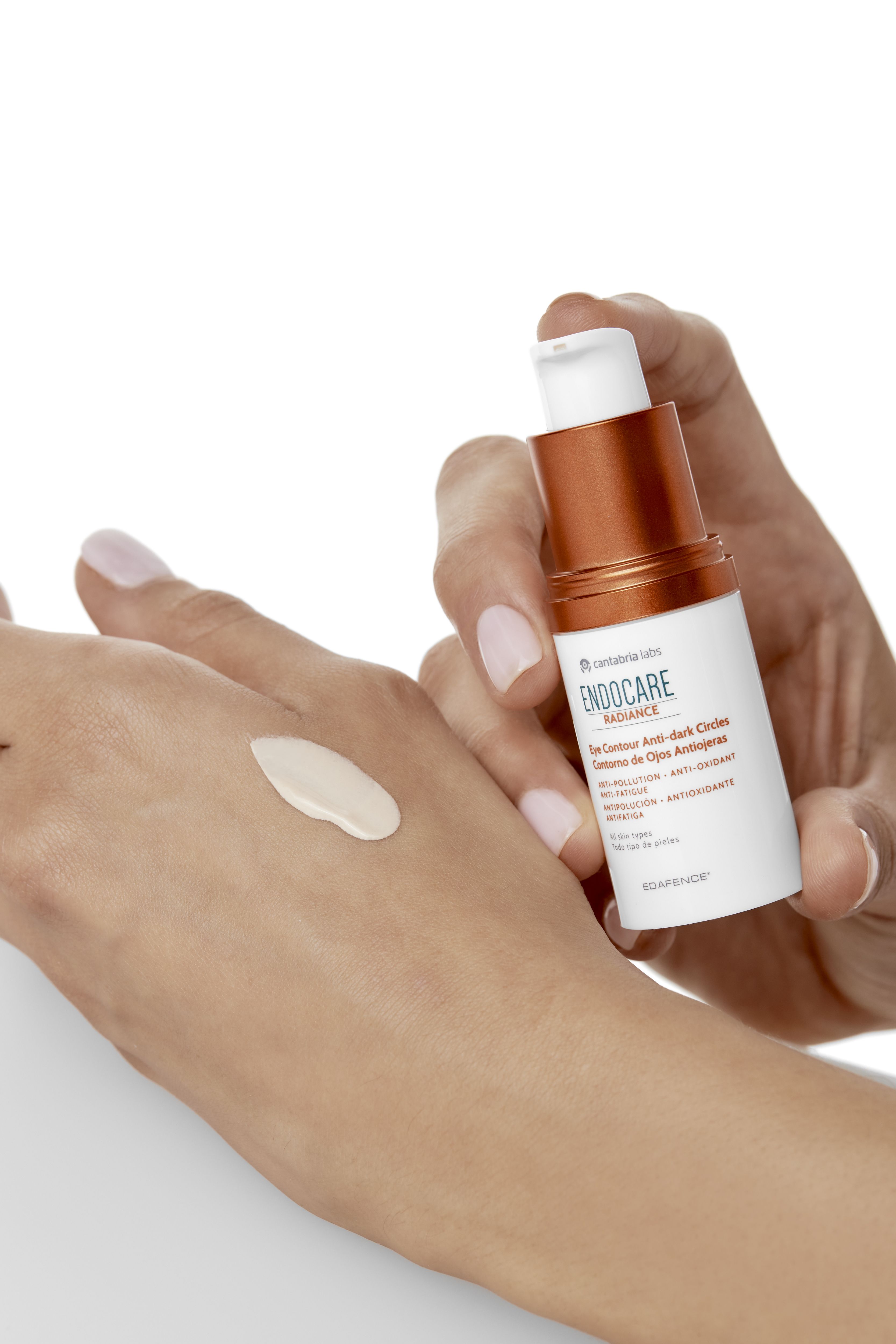 Endocare Radiance krema za područje oko očiju za tamne krugove Krema za područje oko očiju