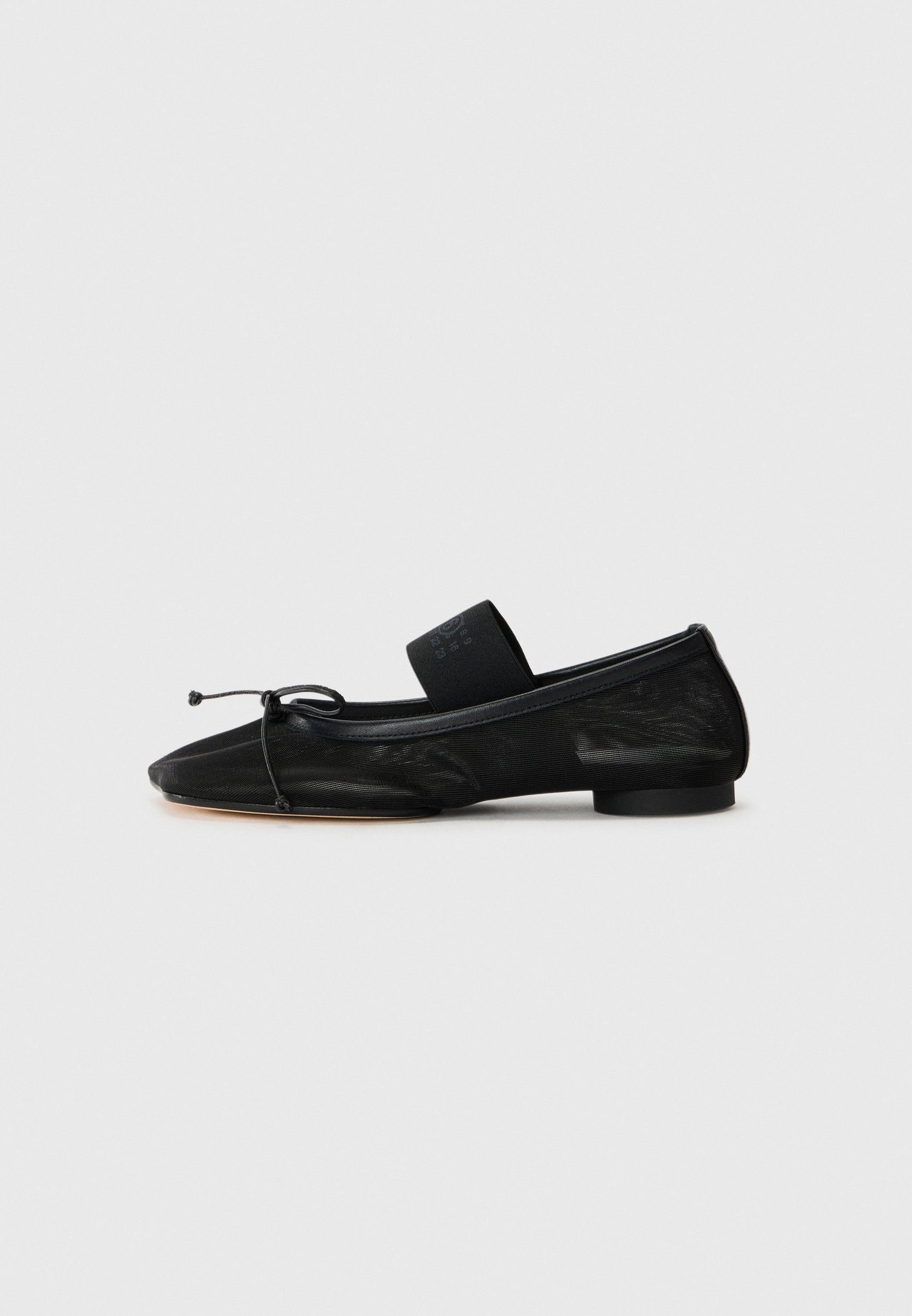 MM6 Maison Margiela ballerinasko - svart
