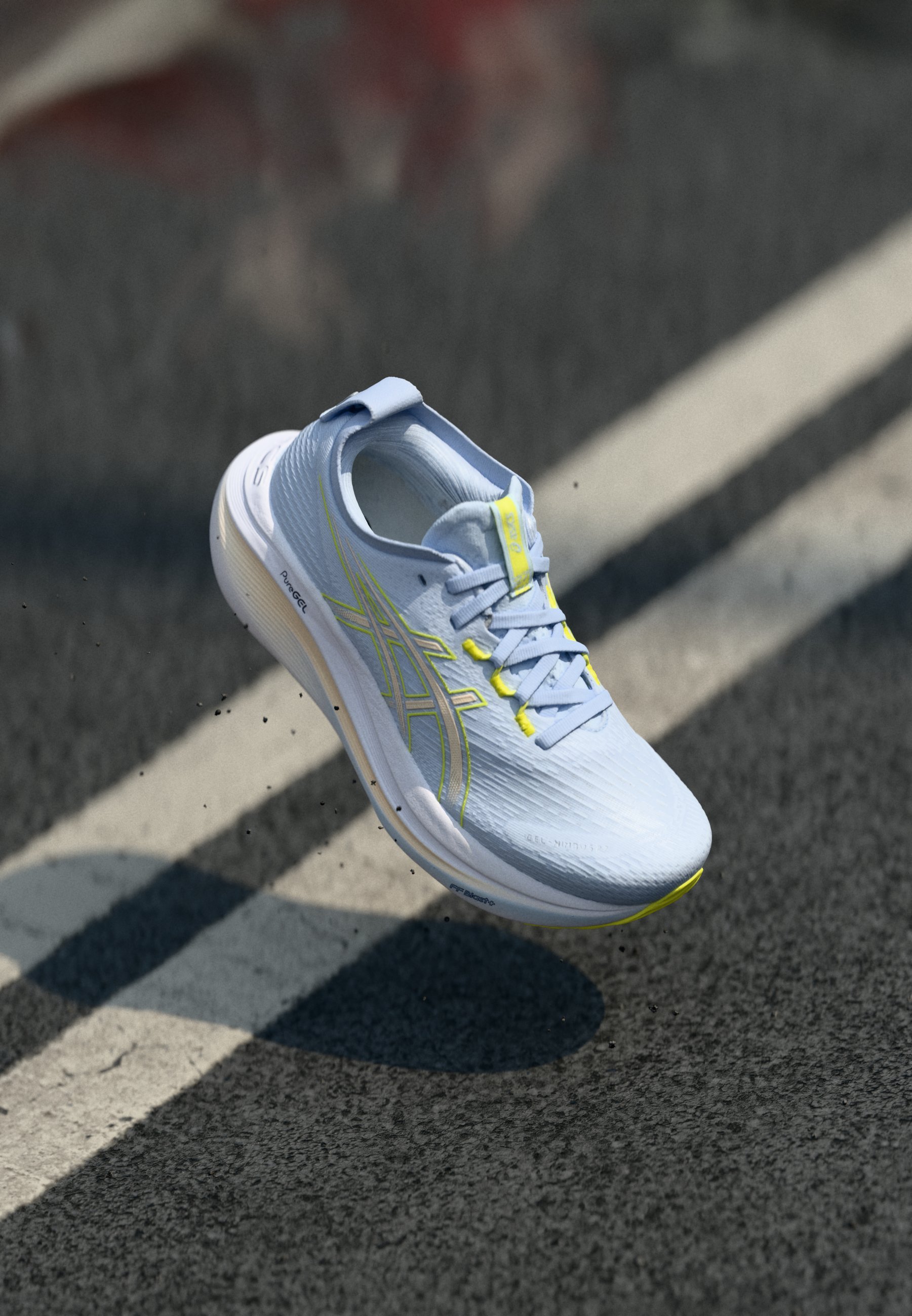 ASICS GEL NIMBUS 27 - Juoksukengät maantiejuoksussa - blue fade/pearl pink