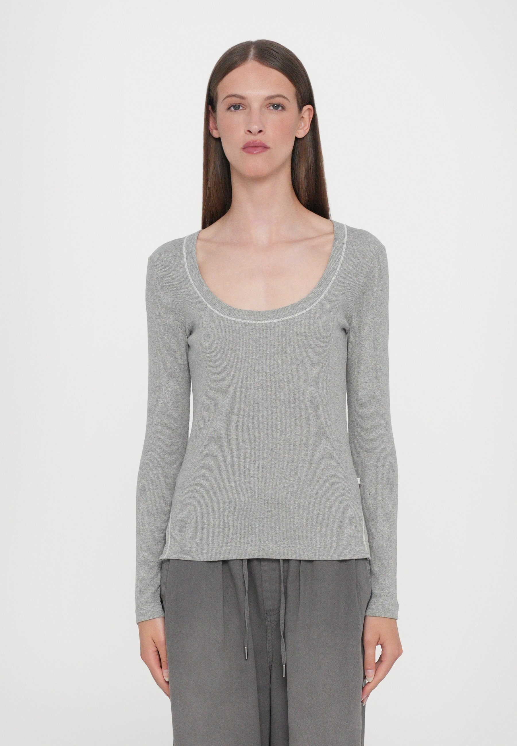 Maglia a maniche lunghe con chiusura piatta - grigio chiaro