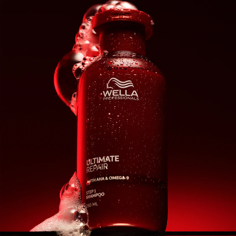 Wella Professionals Ultimate Repair Shampoo voor beschadigd haar