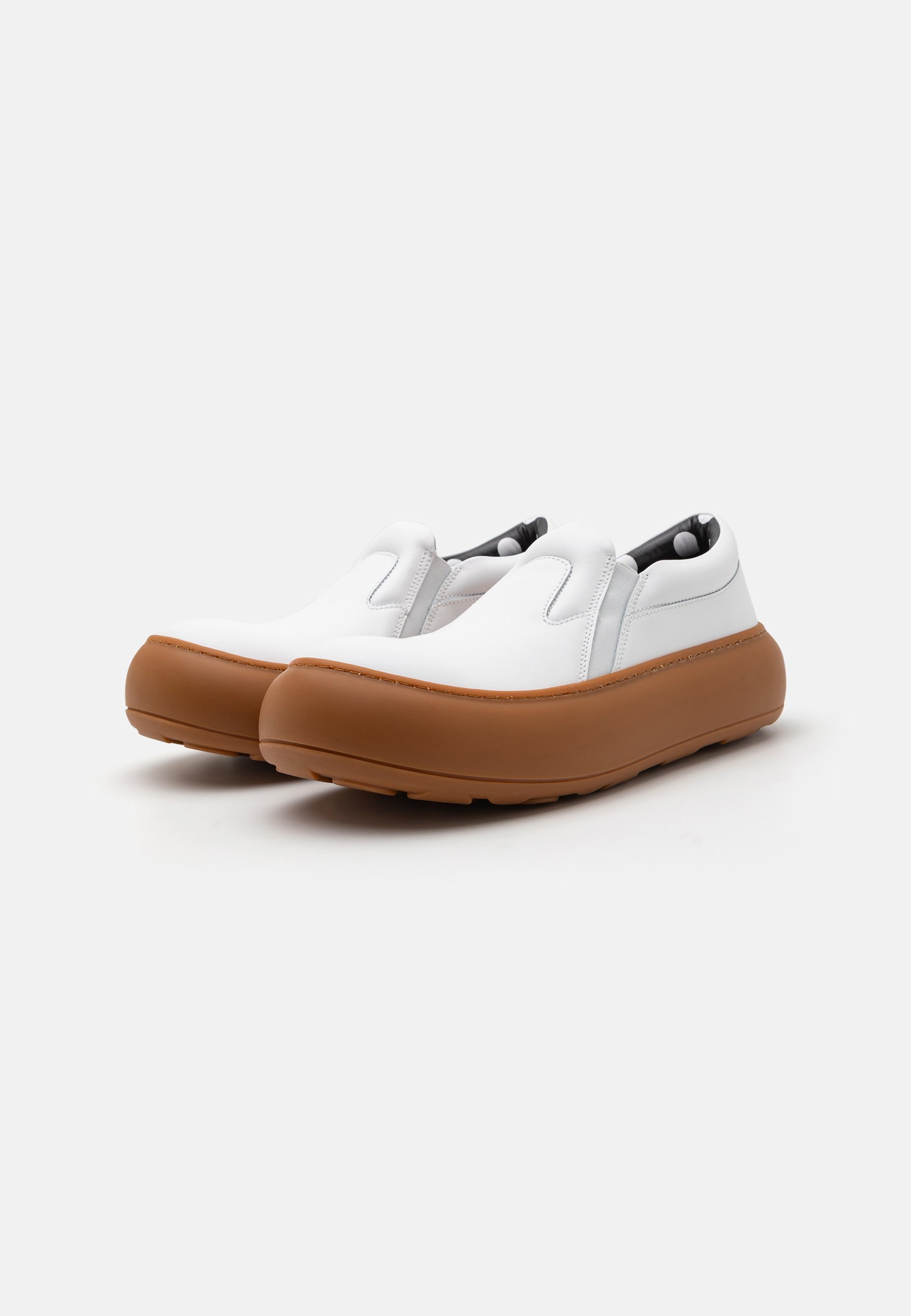 MOSCHINO OLLIE SCHOENEN - Instappers - bianco