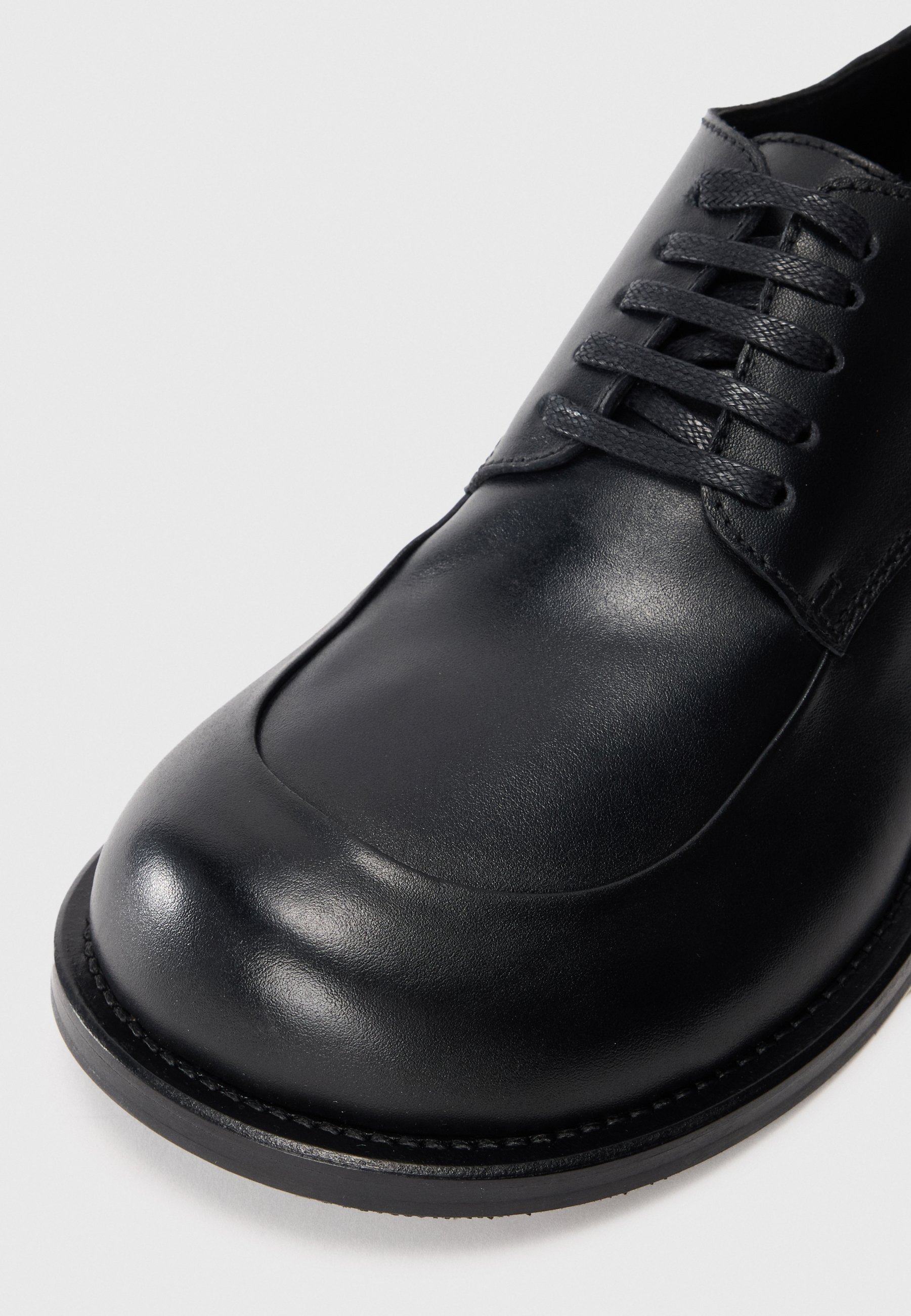 MOSCHINO Casual veterschoenen - nero