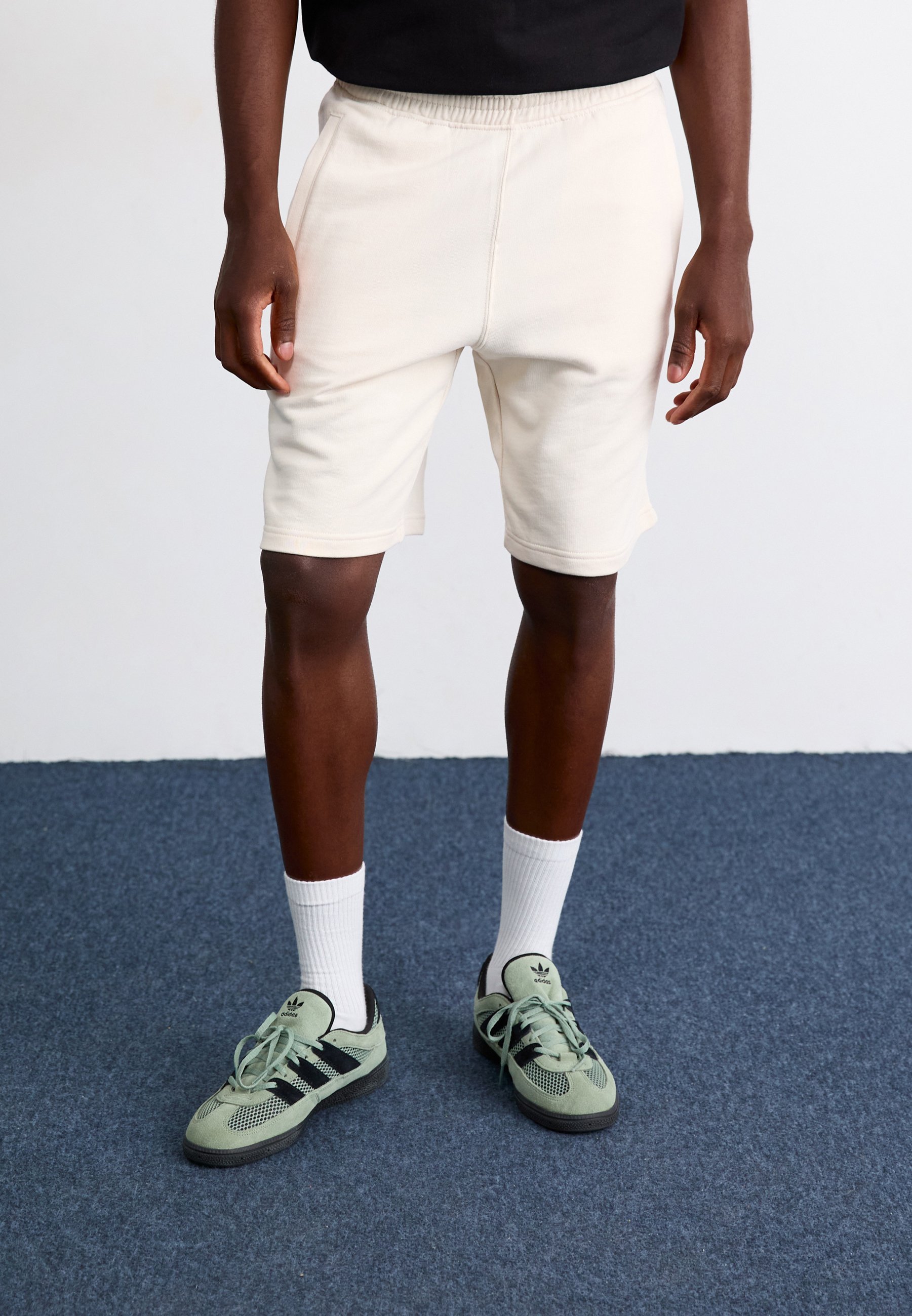 adidas Originals szabadidőnadrág